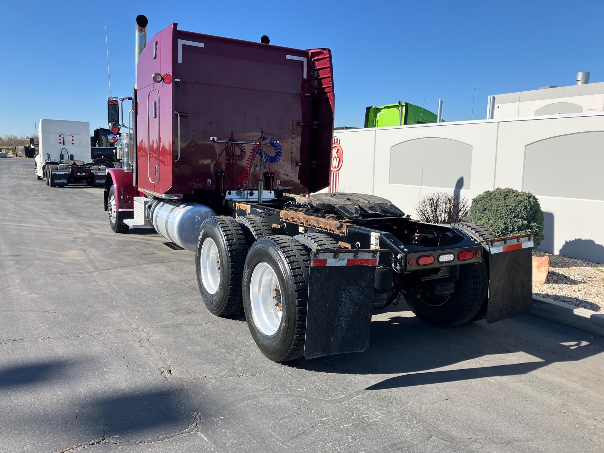 2019 Peterbilt 389 - image 6 of 6