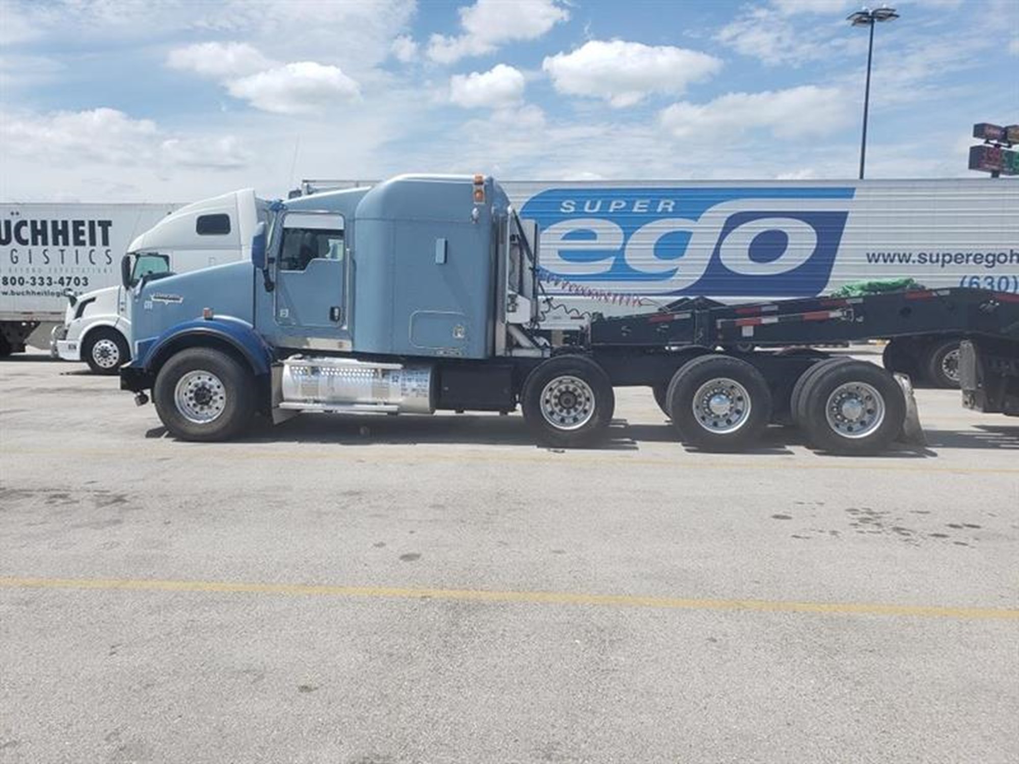 2008 Kenworth T800B - image 1 of 4