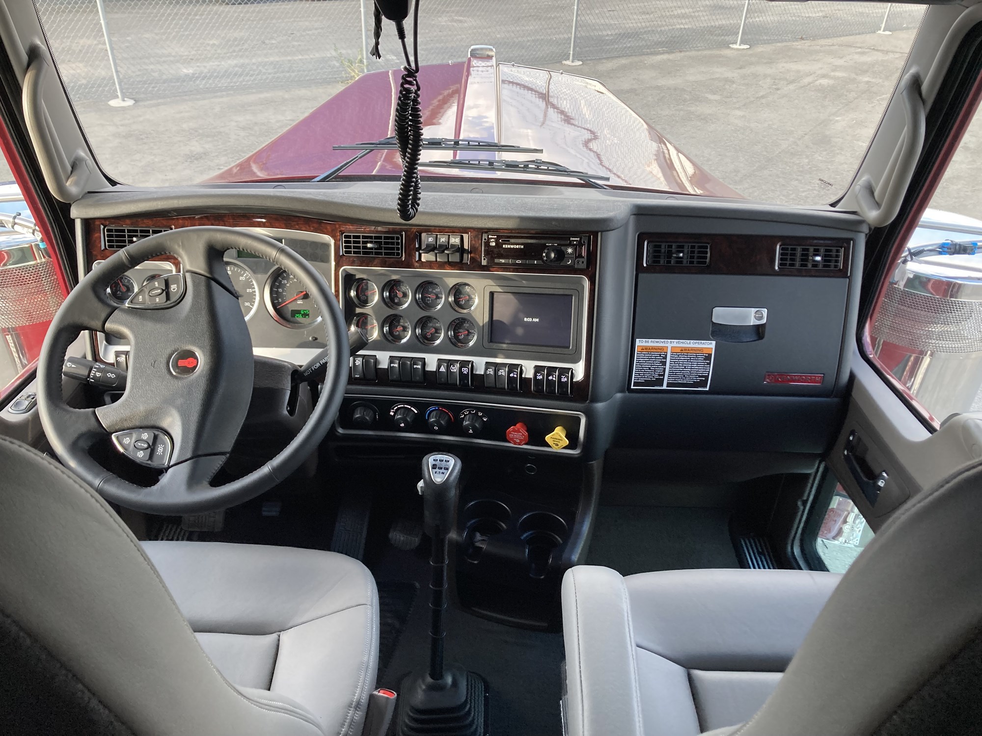 2025 Kenworth W900 - image 6