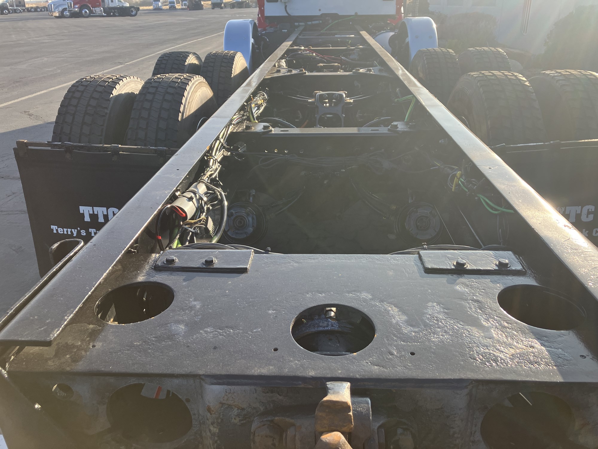 2018 Kenworth T880 - image 6