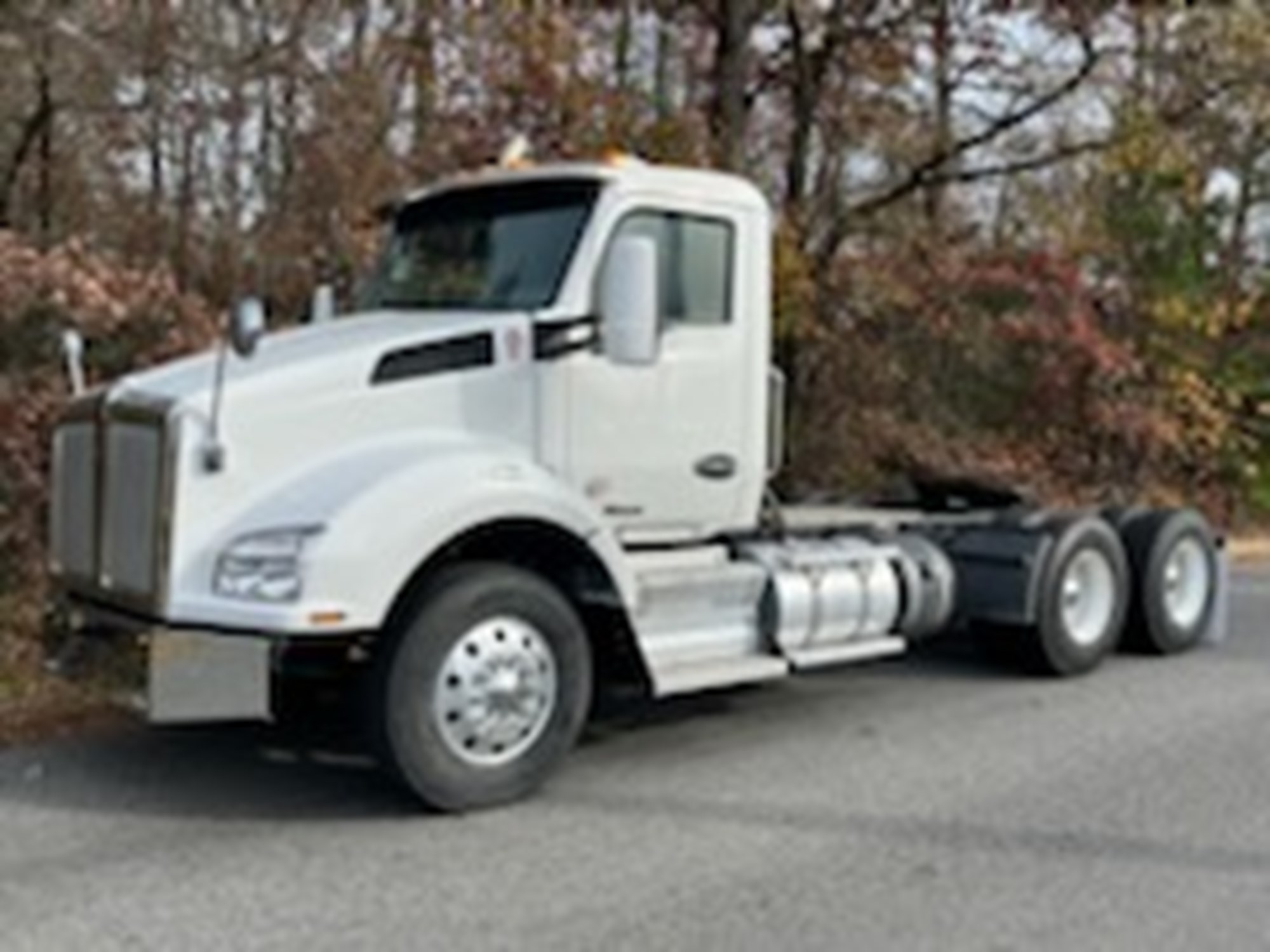 2020 Kenworth T880 - image 1 of 2