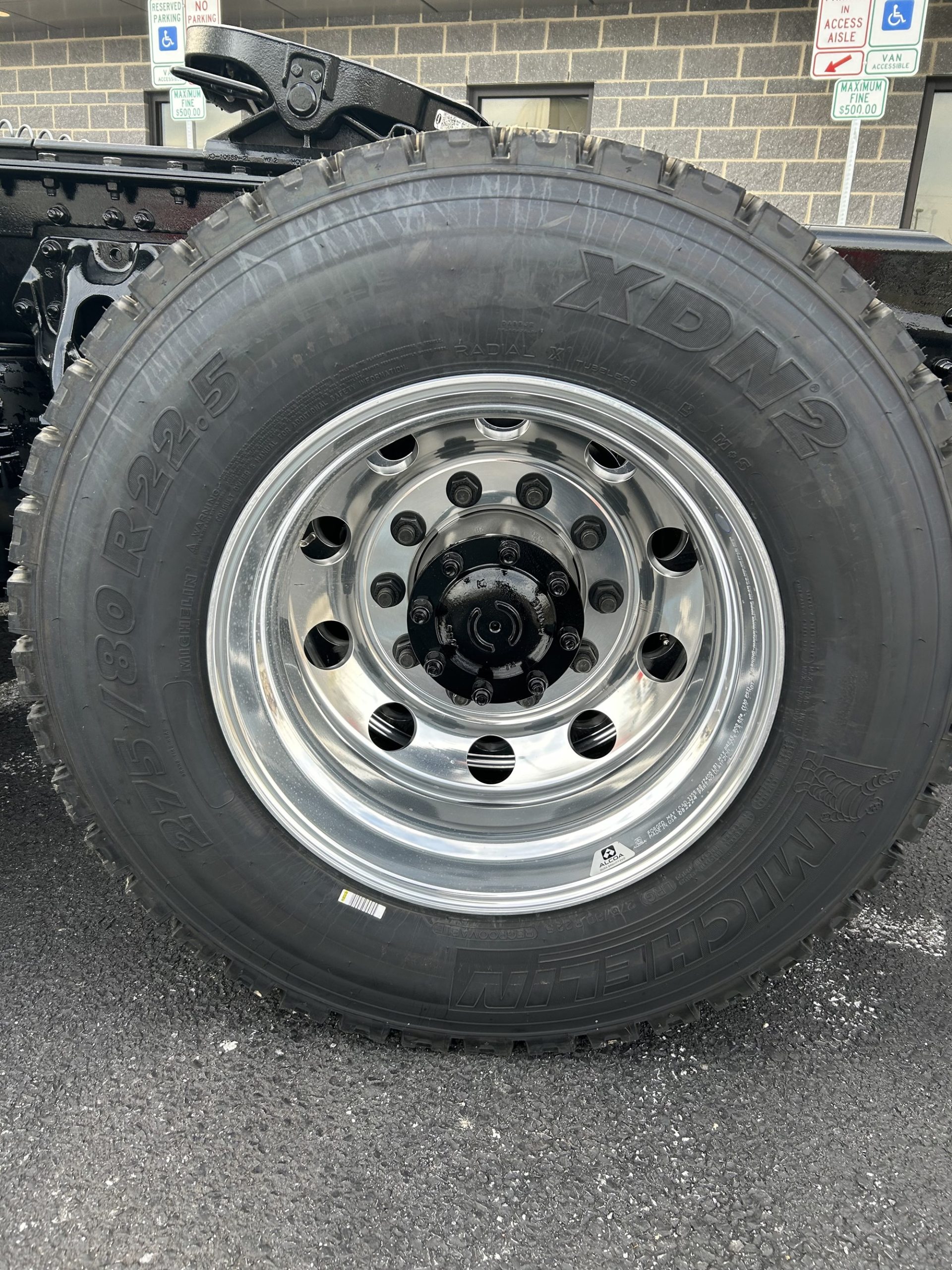 2025 Kenworth T680 Next Gen - image 6 of 6