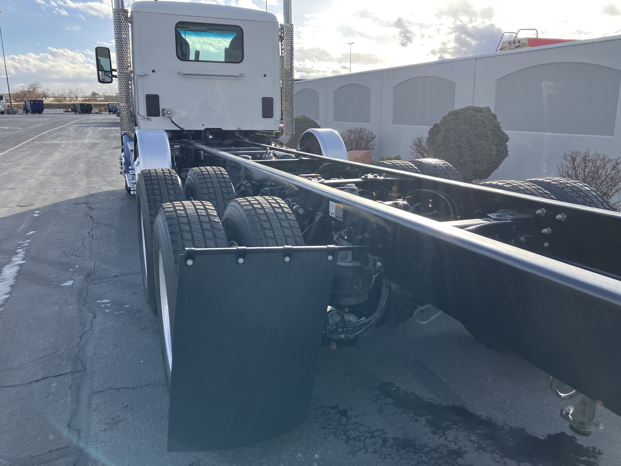2018 Kenworth T680 - image 6 of 6
