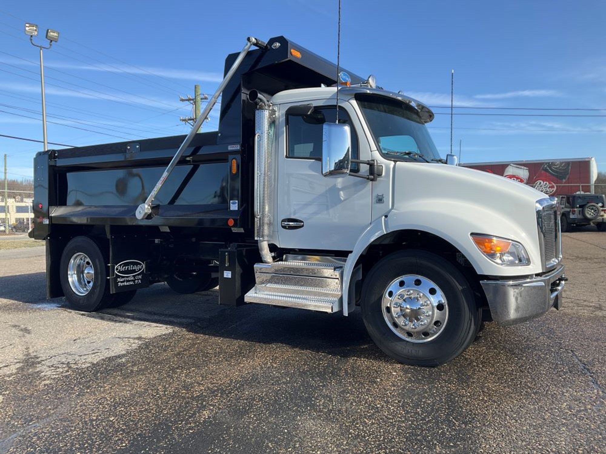 2025 Kenworth T380 - image 6 of 6