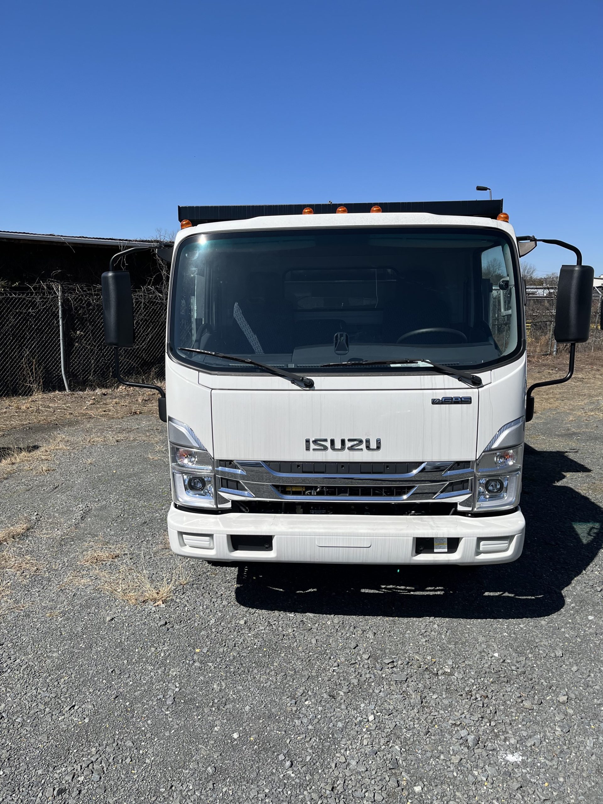 2024 Isuzu NPRGASHD 1F3 - image 3 of 5