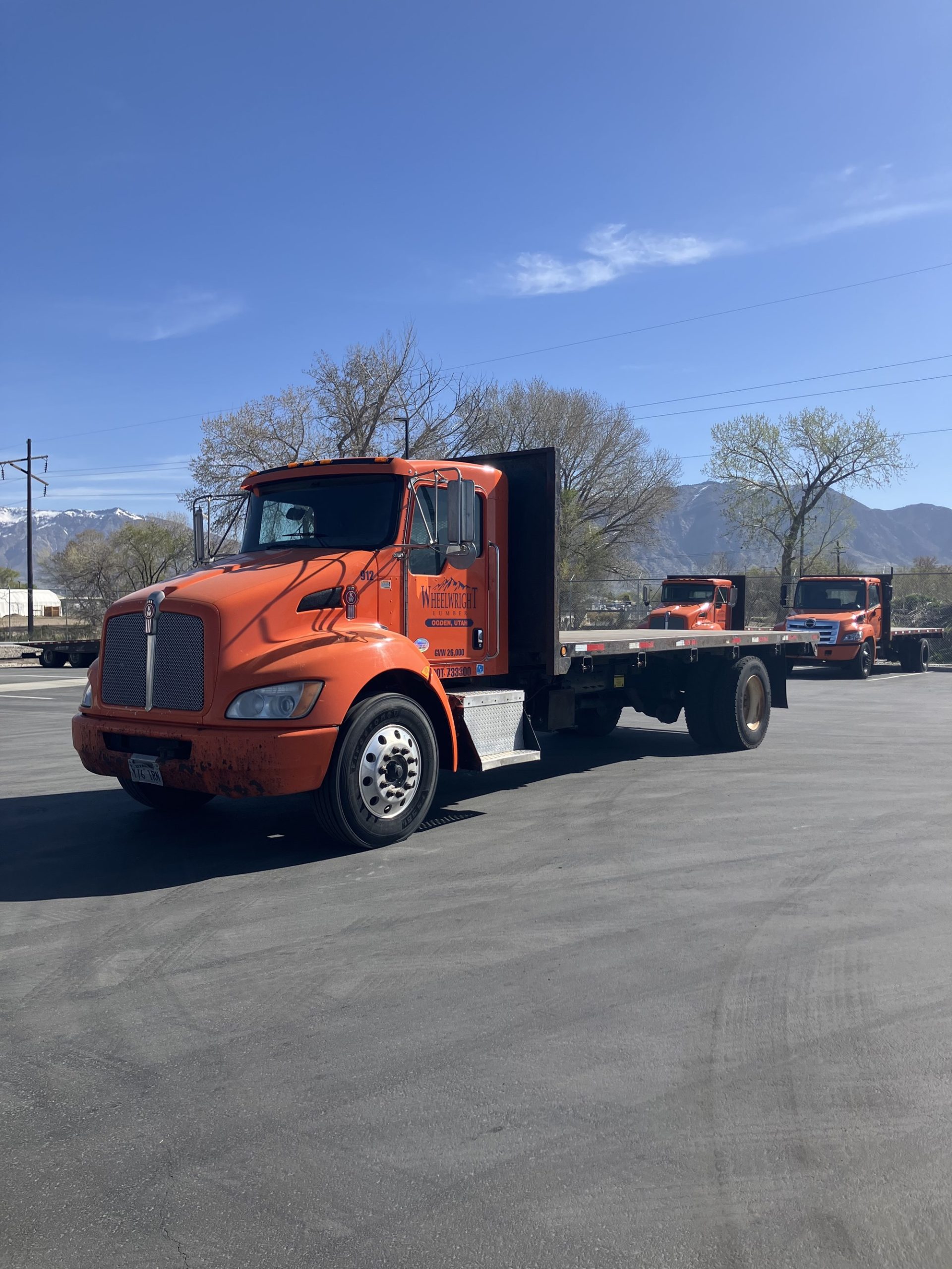2013 Kenworth T270 - image 1 of 4