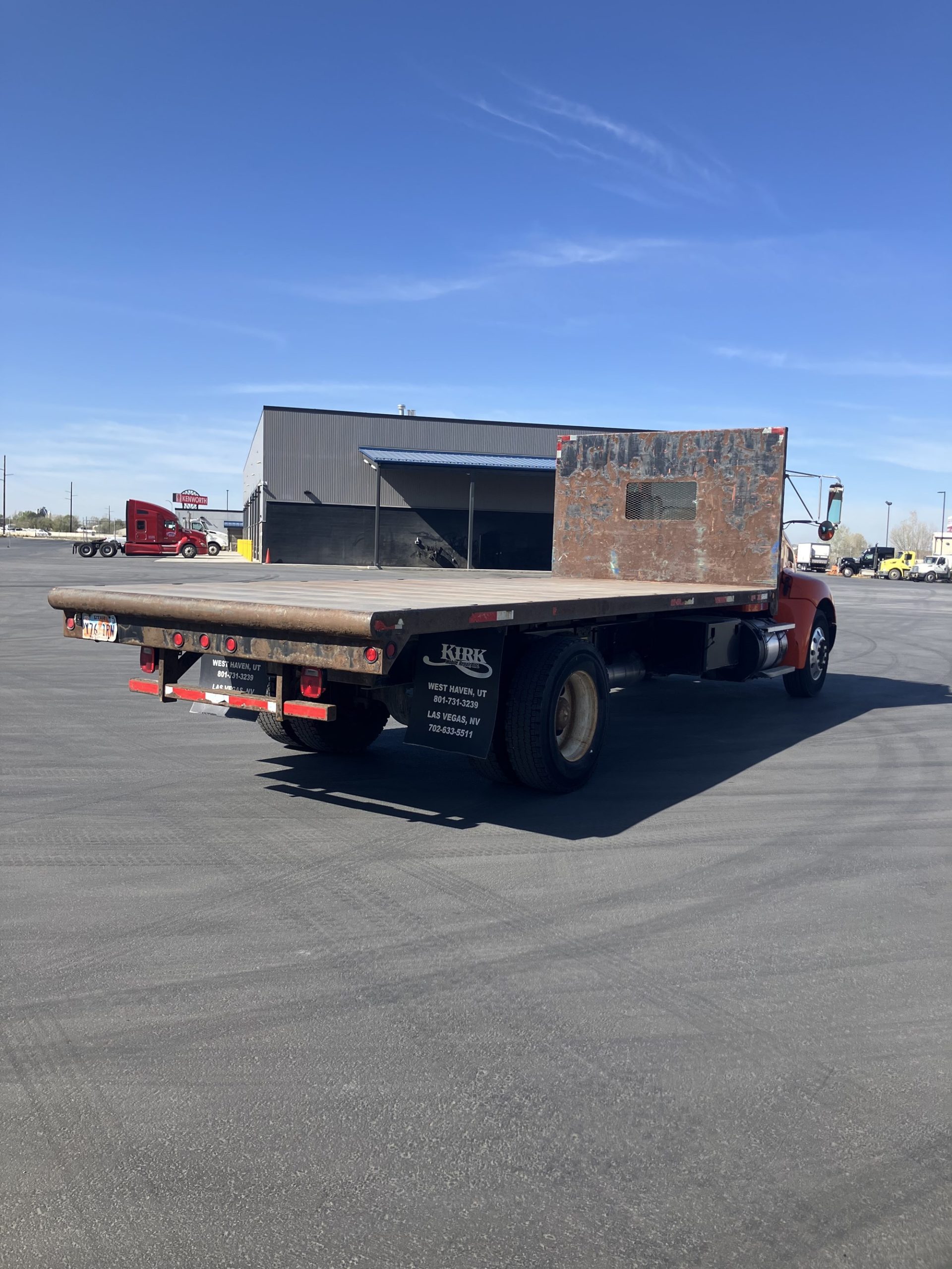 2013 Kenworth T270 - image 3 of 4