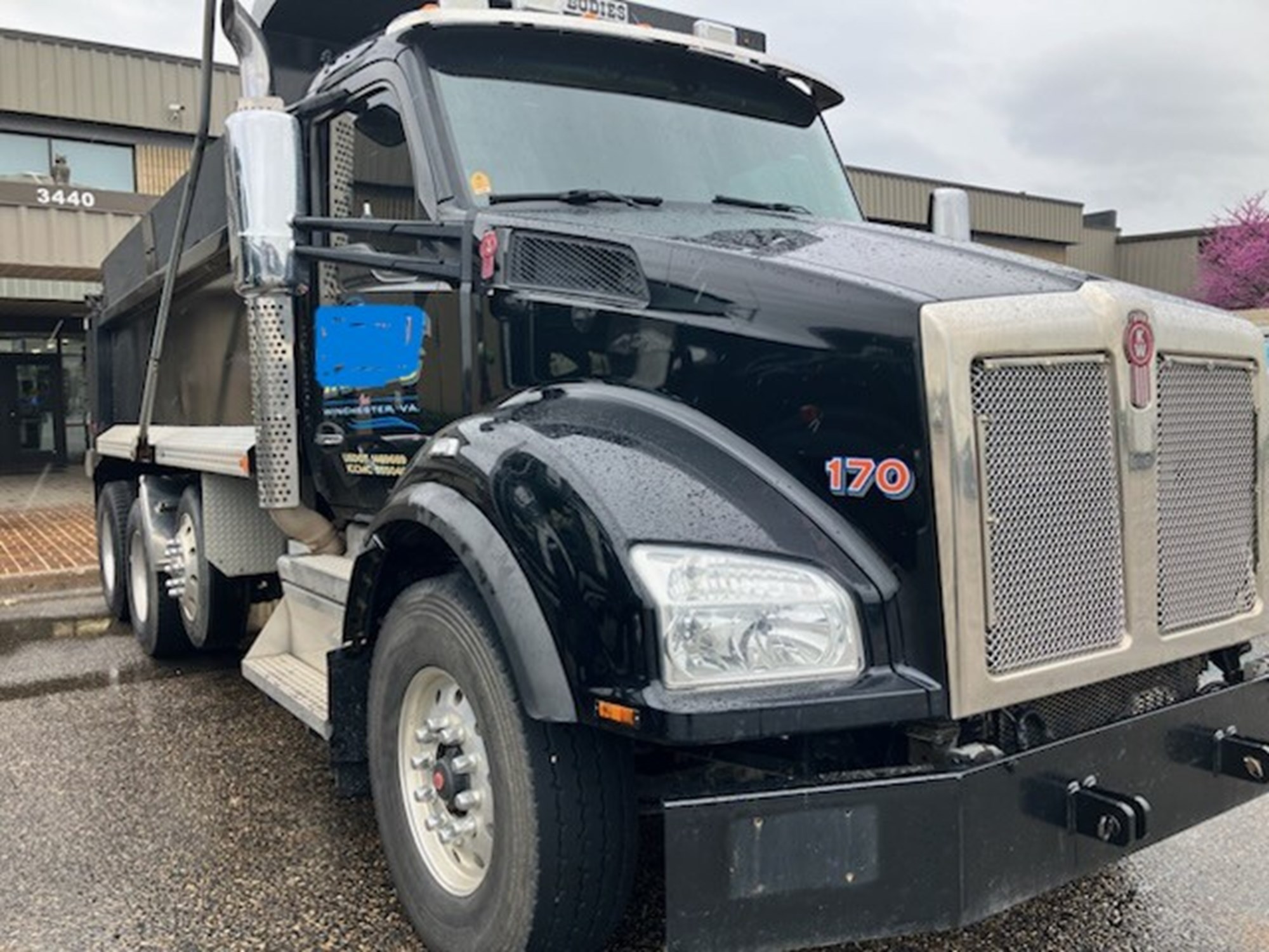 2018 Kenworth T880 - image 2 of 3