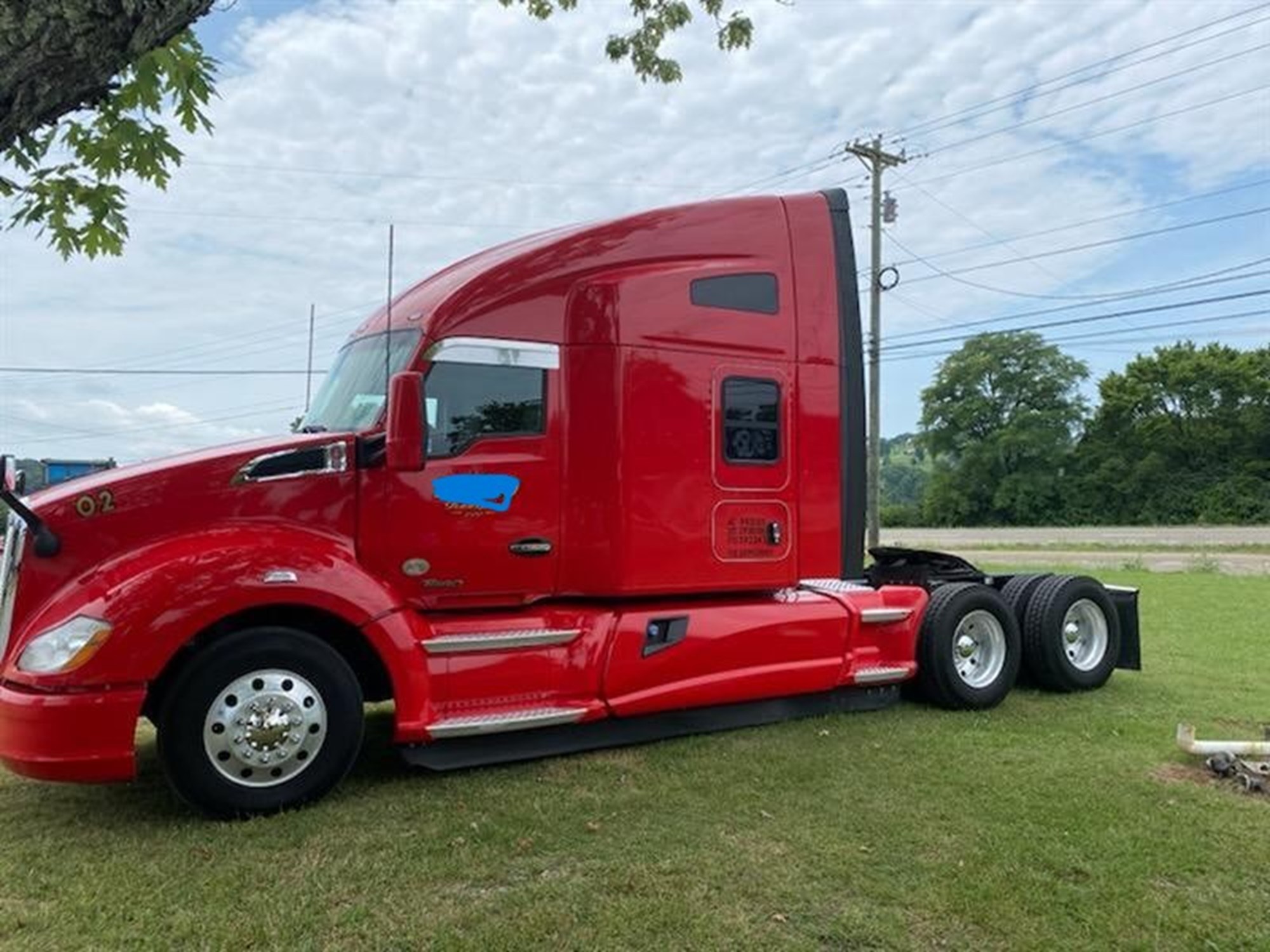 2018 Kenworth T680 - image 1 of 3