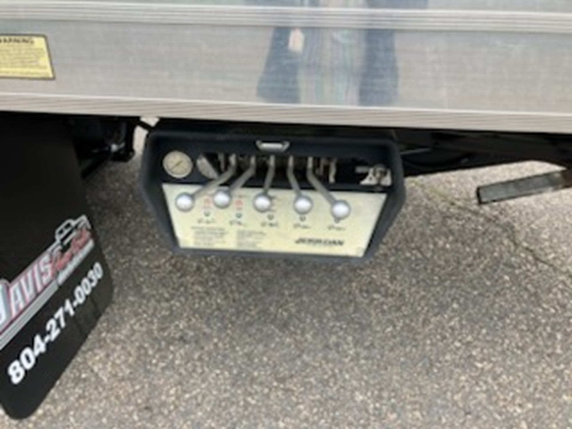 2020 Kenworth T270 - image 6 of 6