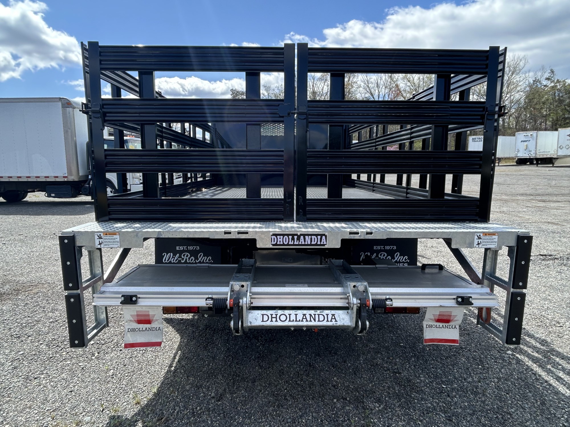 2024 Isuzu NRR 3U2 - image 4 of 6