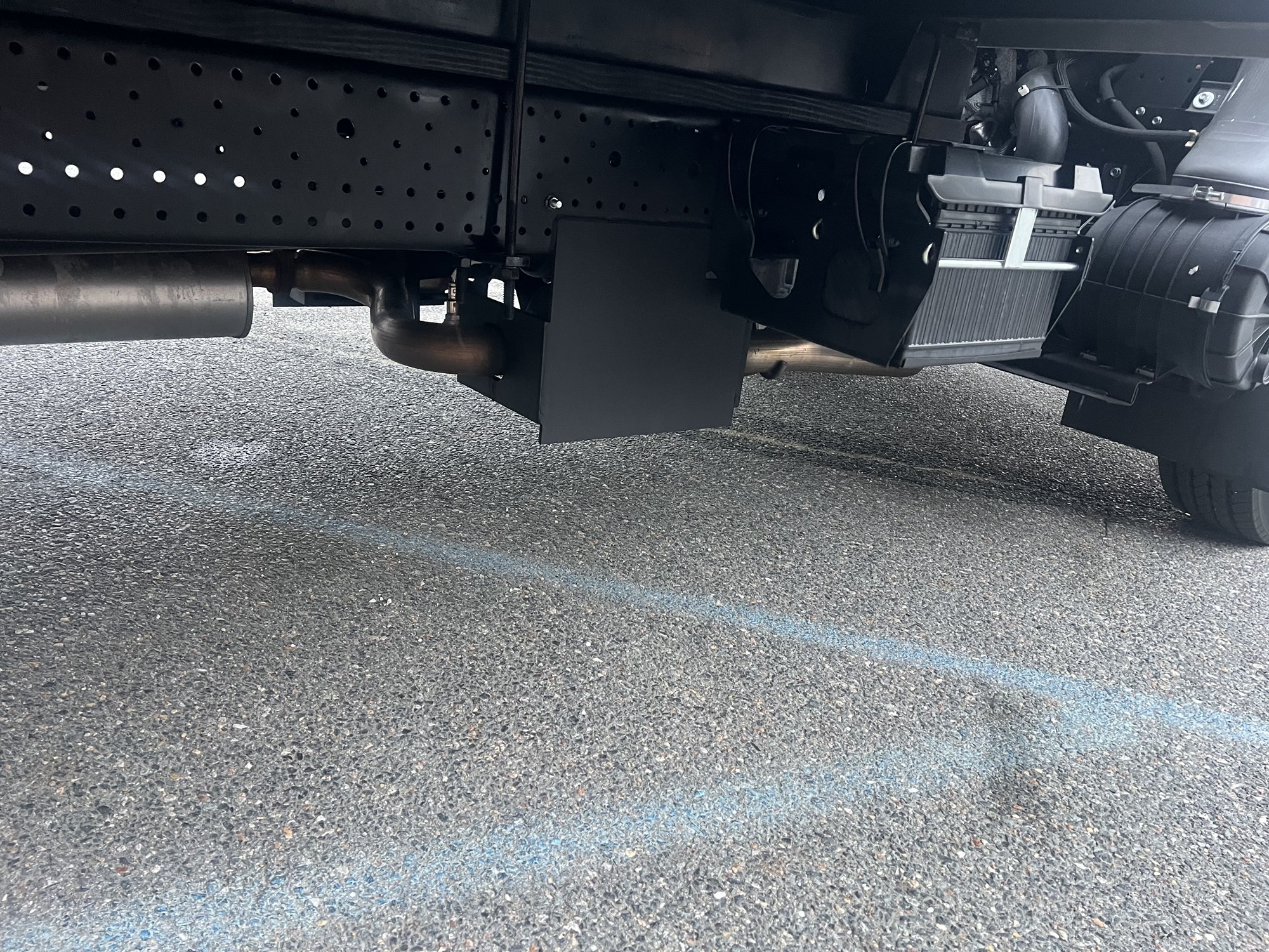 2024 Isuzu NPR GAS HD 1F4 - image 6 of 6
