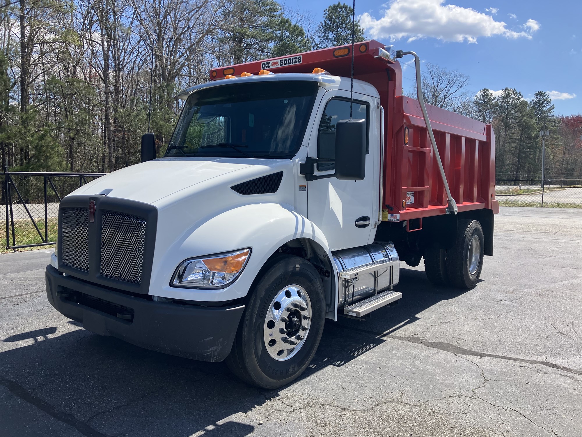 2025 Kenworth T380 - image 1 of 6