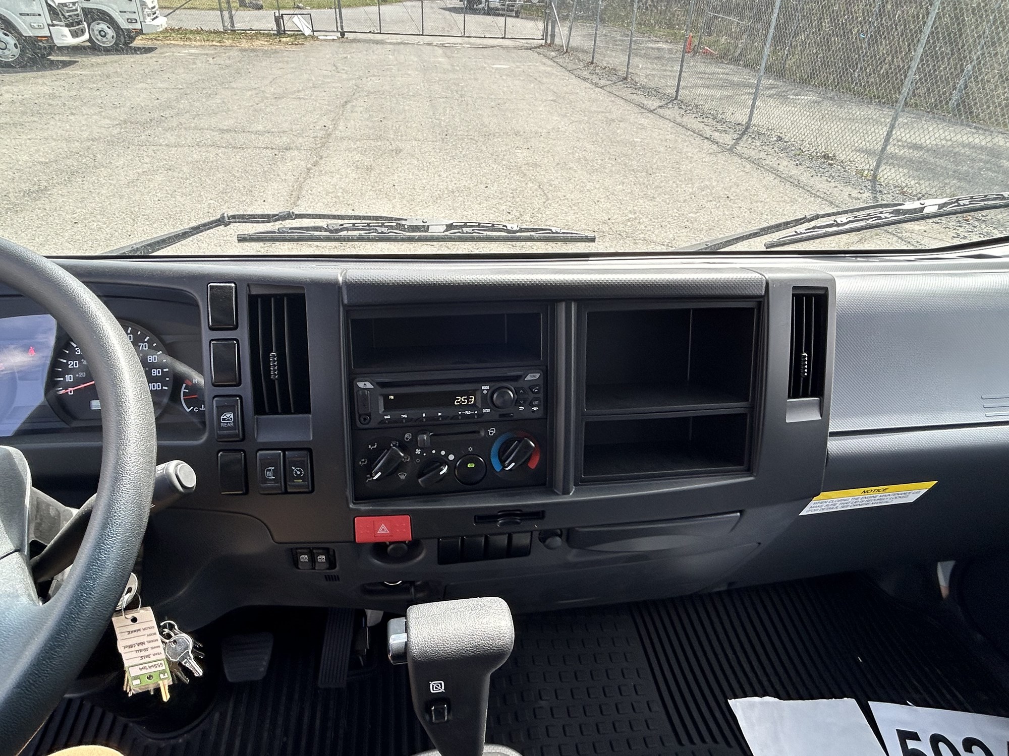 2025 Isuzu NQRGAS Crew 1S4 - image 6 of 6