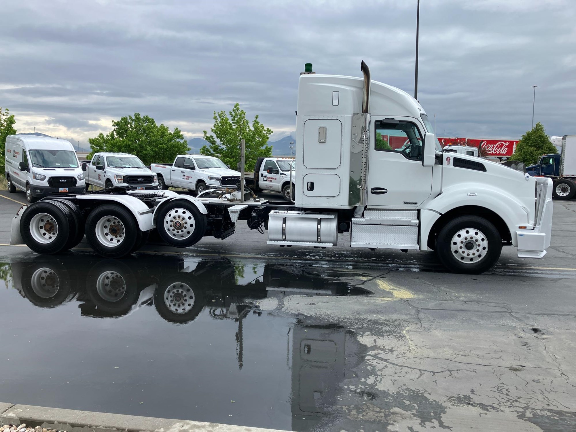 2019 Kenworth T880 - image 4 of 6