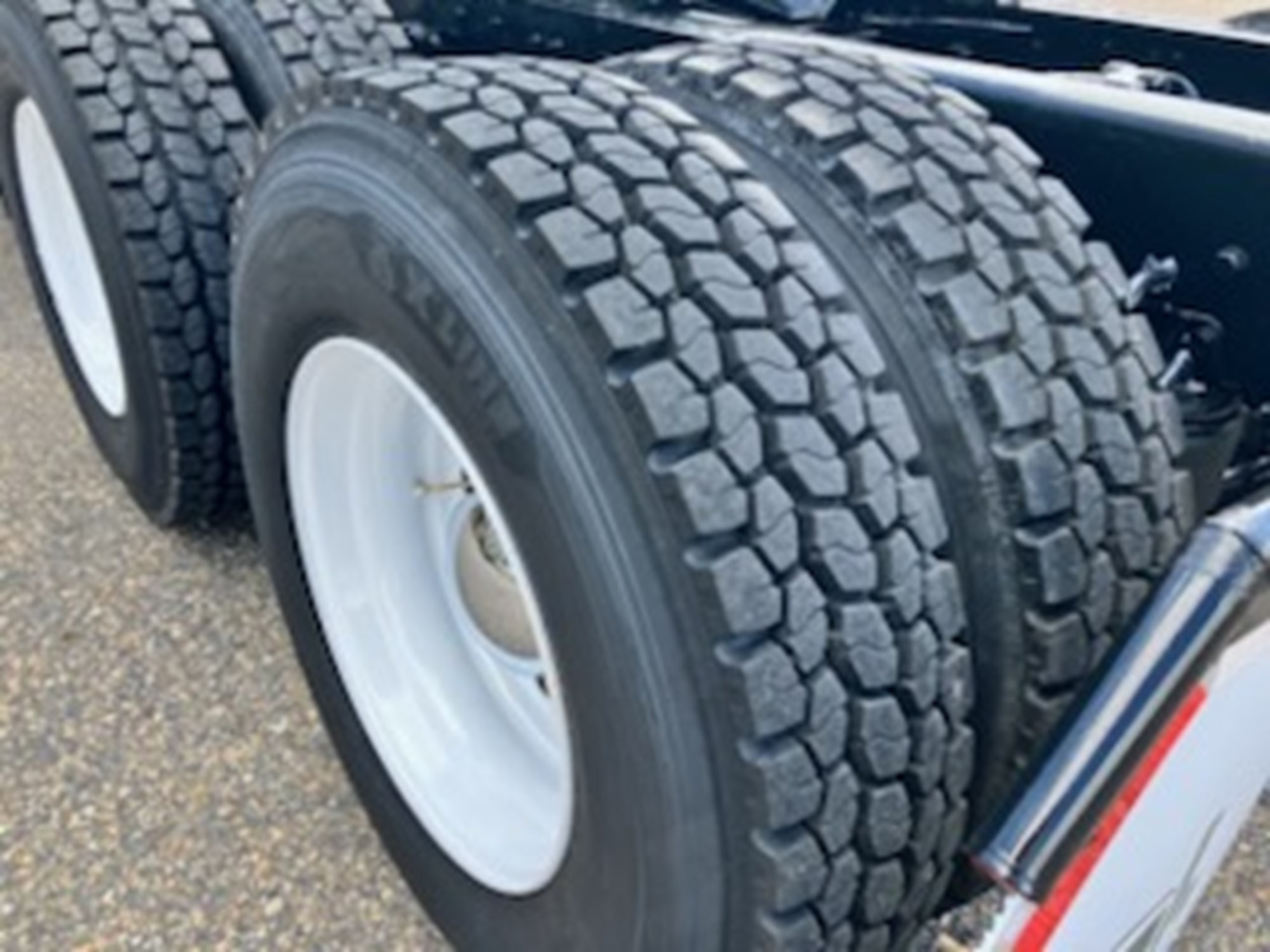2020 Kenworth T880 - image 6 of 6