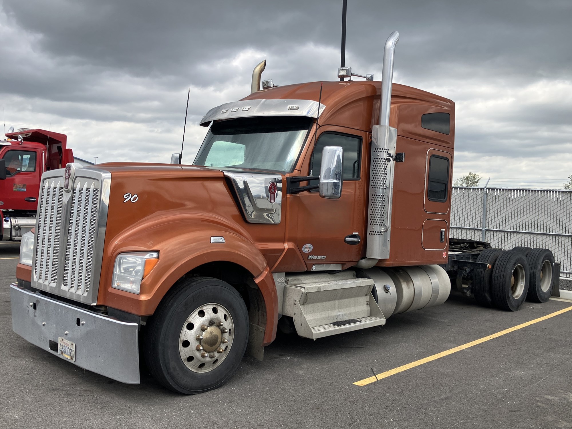 2020 Kenworth W990 - image 1 of 1