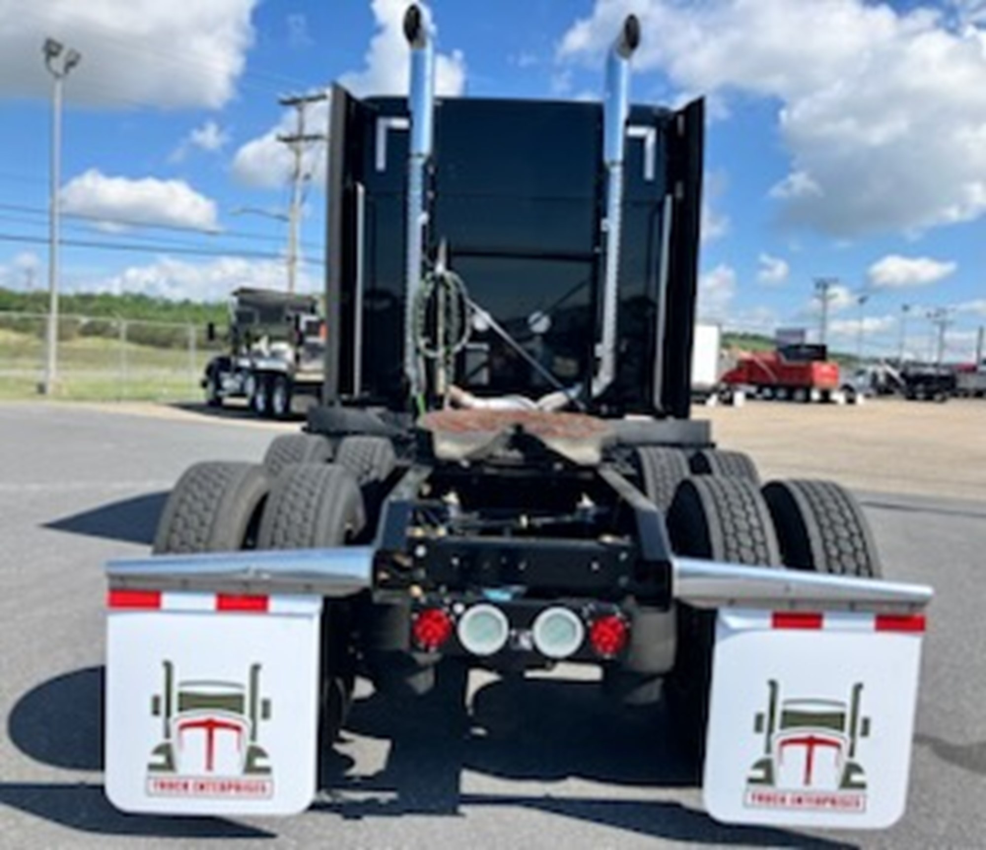 2022 Kenworth T680 - image 6 of 6