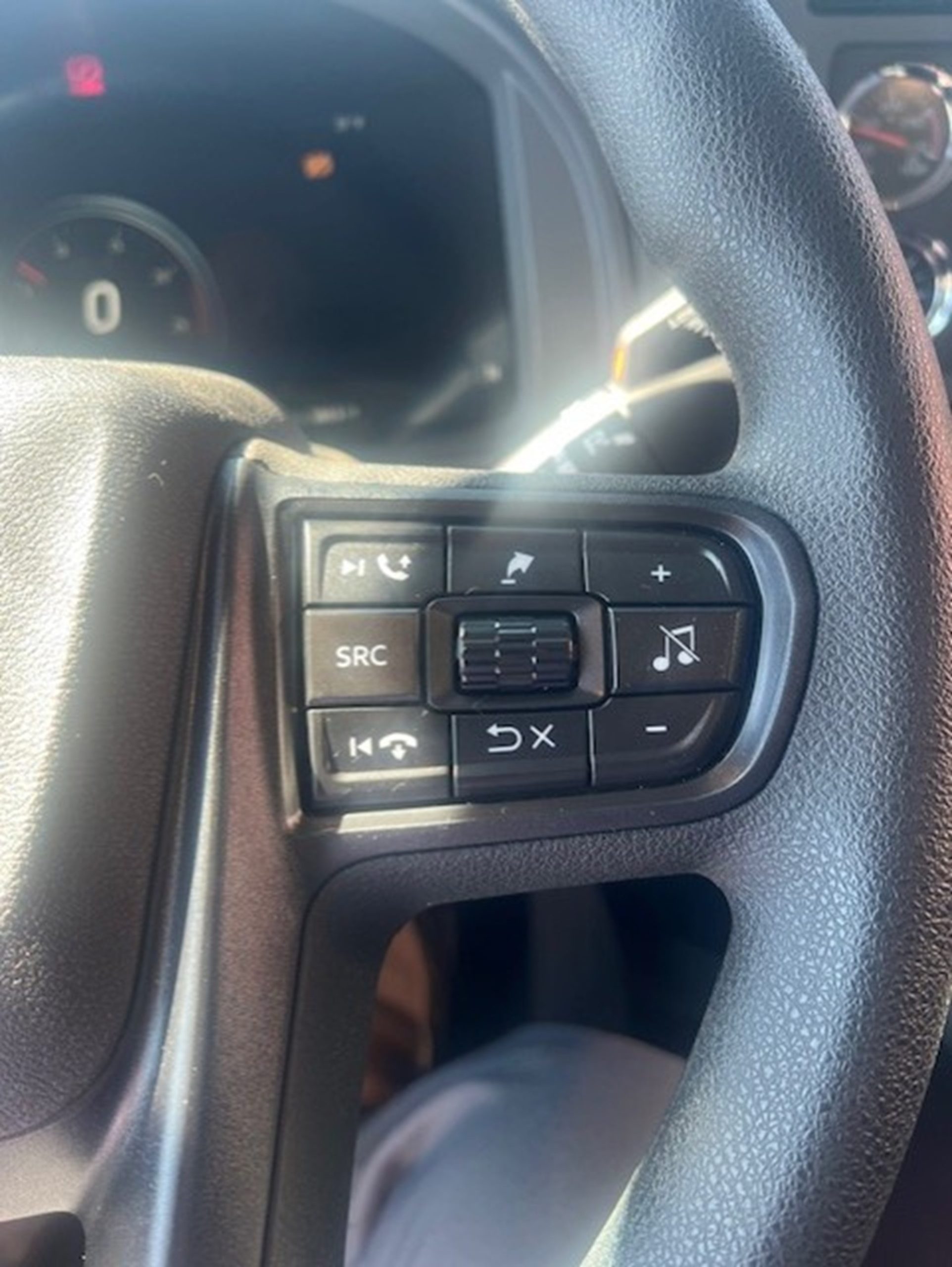 2025 Kenworth T880 - image 6 of 6