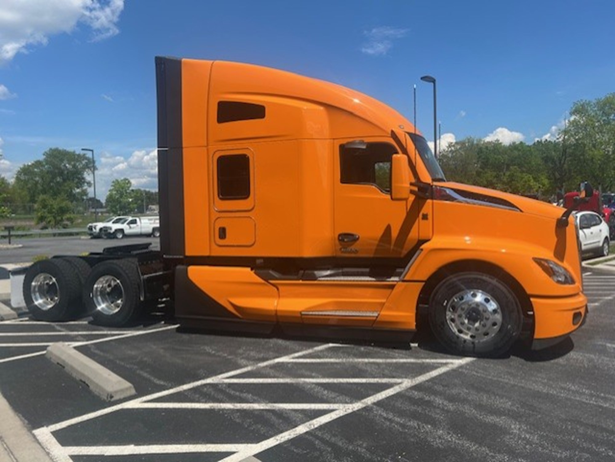 2025 Kenworth T680 Next Gen - image 4 of 6