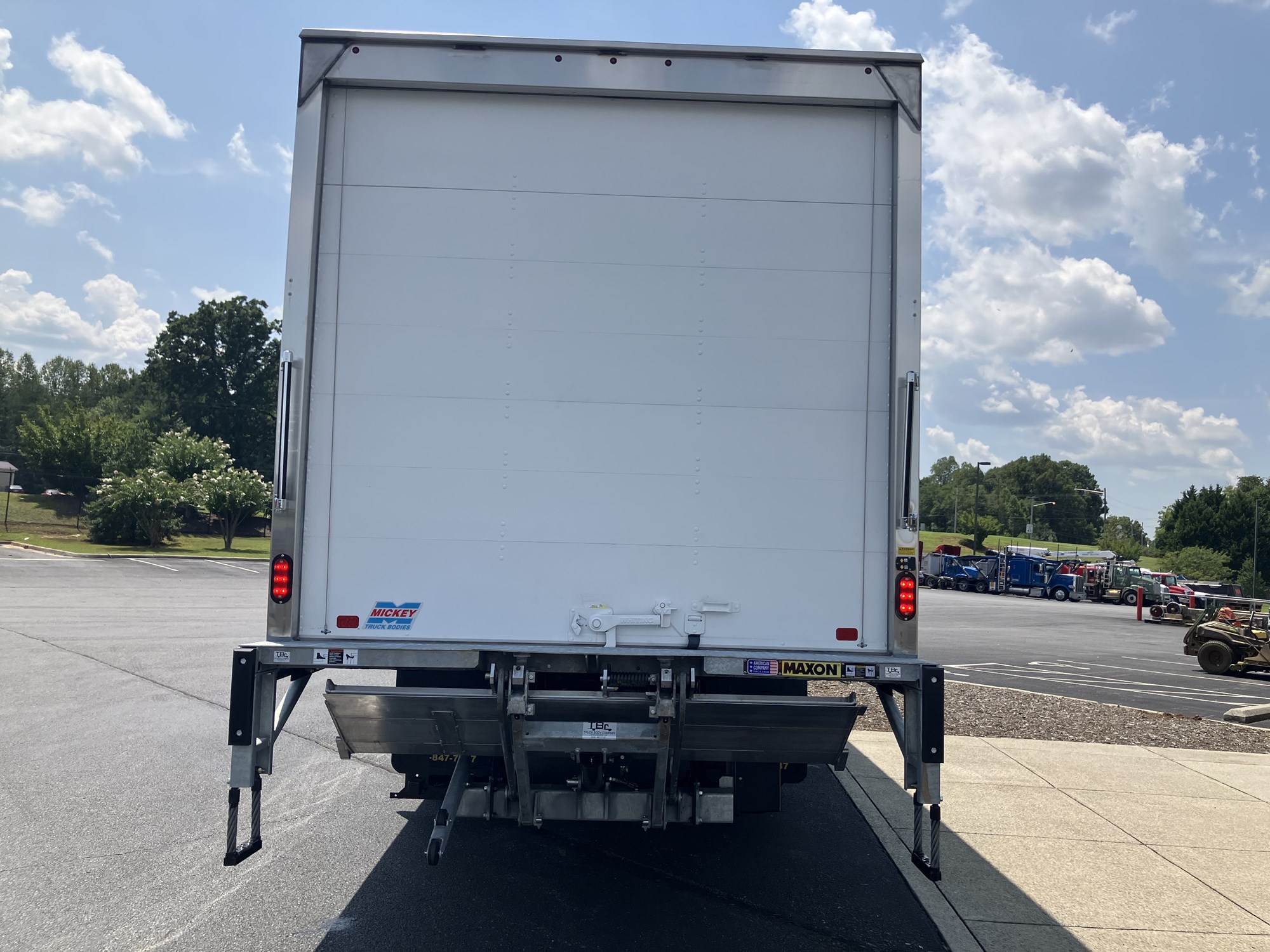 2025 Kenworth T280 - image 5 of 6