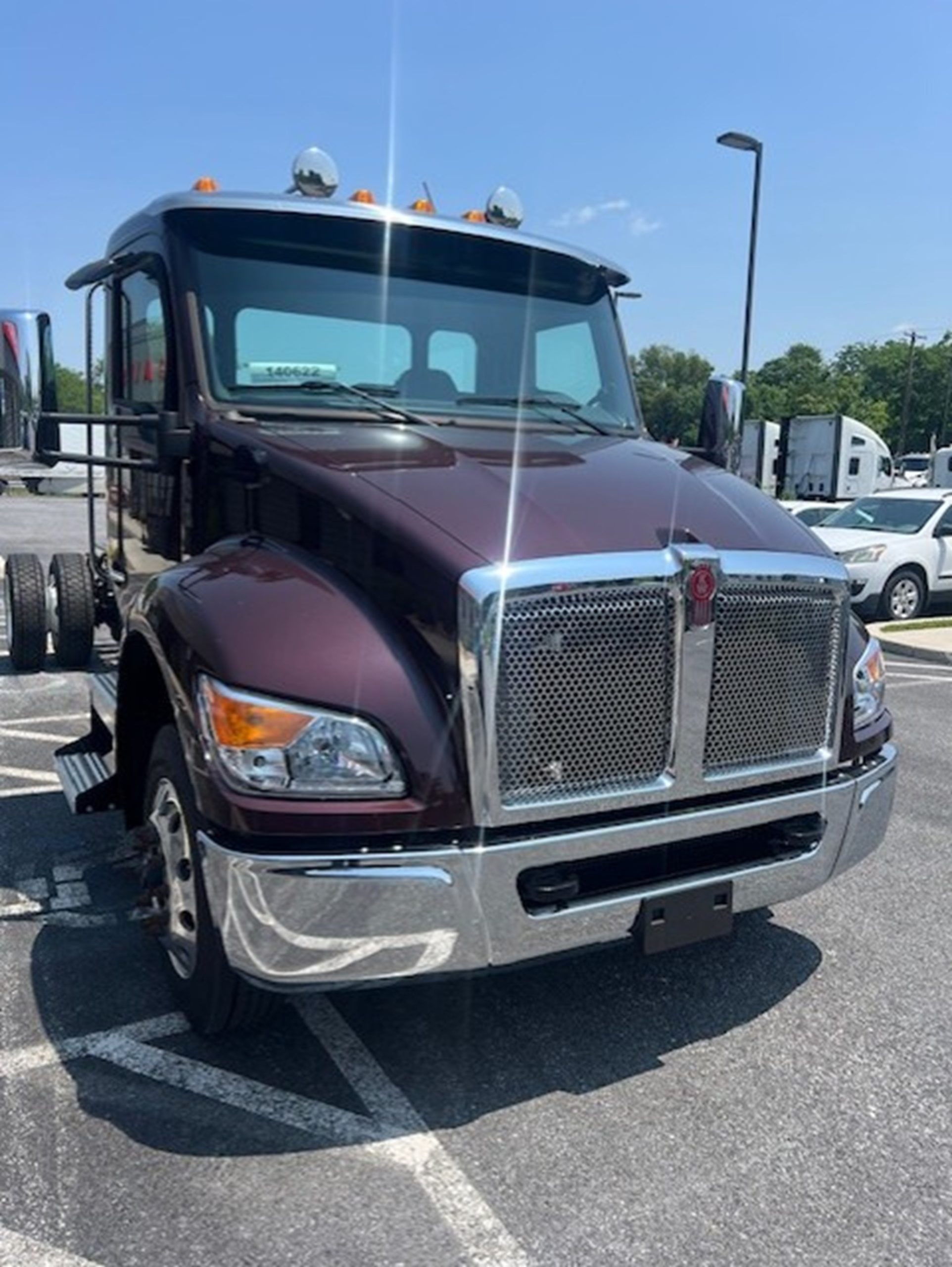 2025 Kenworth T280 - image 4 of 6