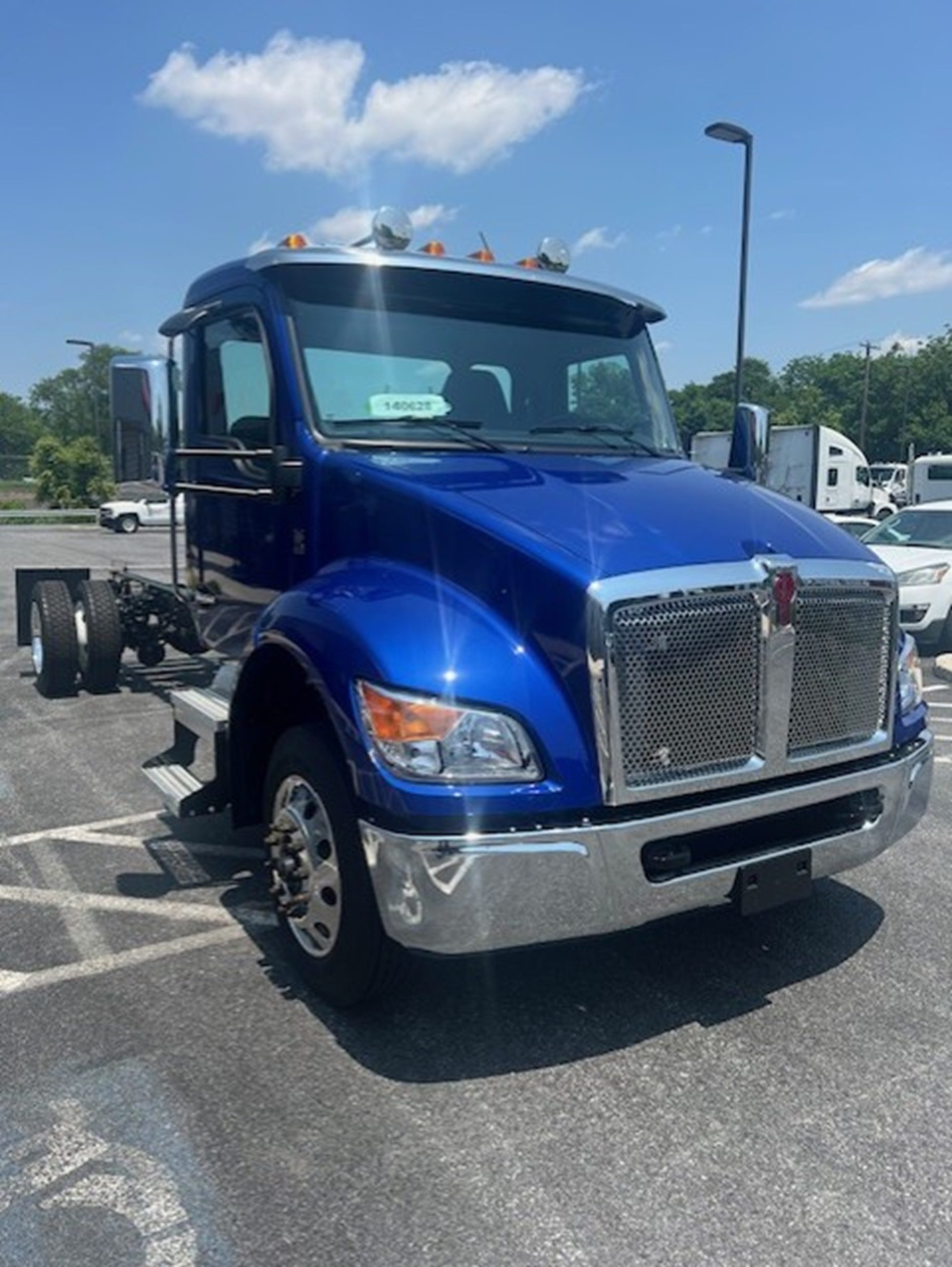 2025 Kenworth T280 - image 4 of 6