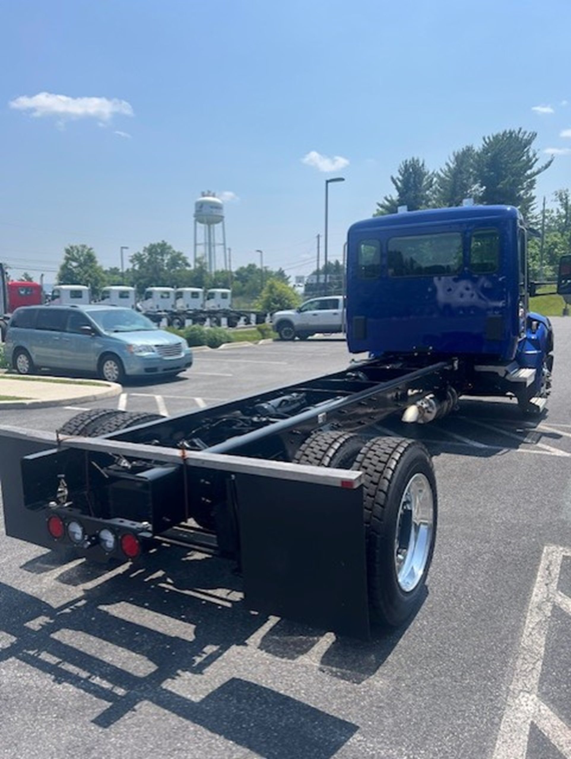 2025 Kenworth T280 - image 6 of 6