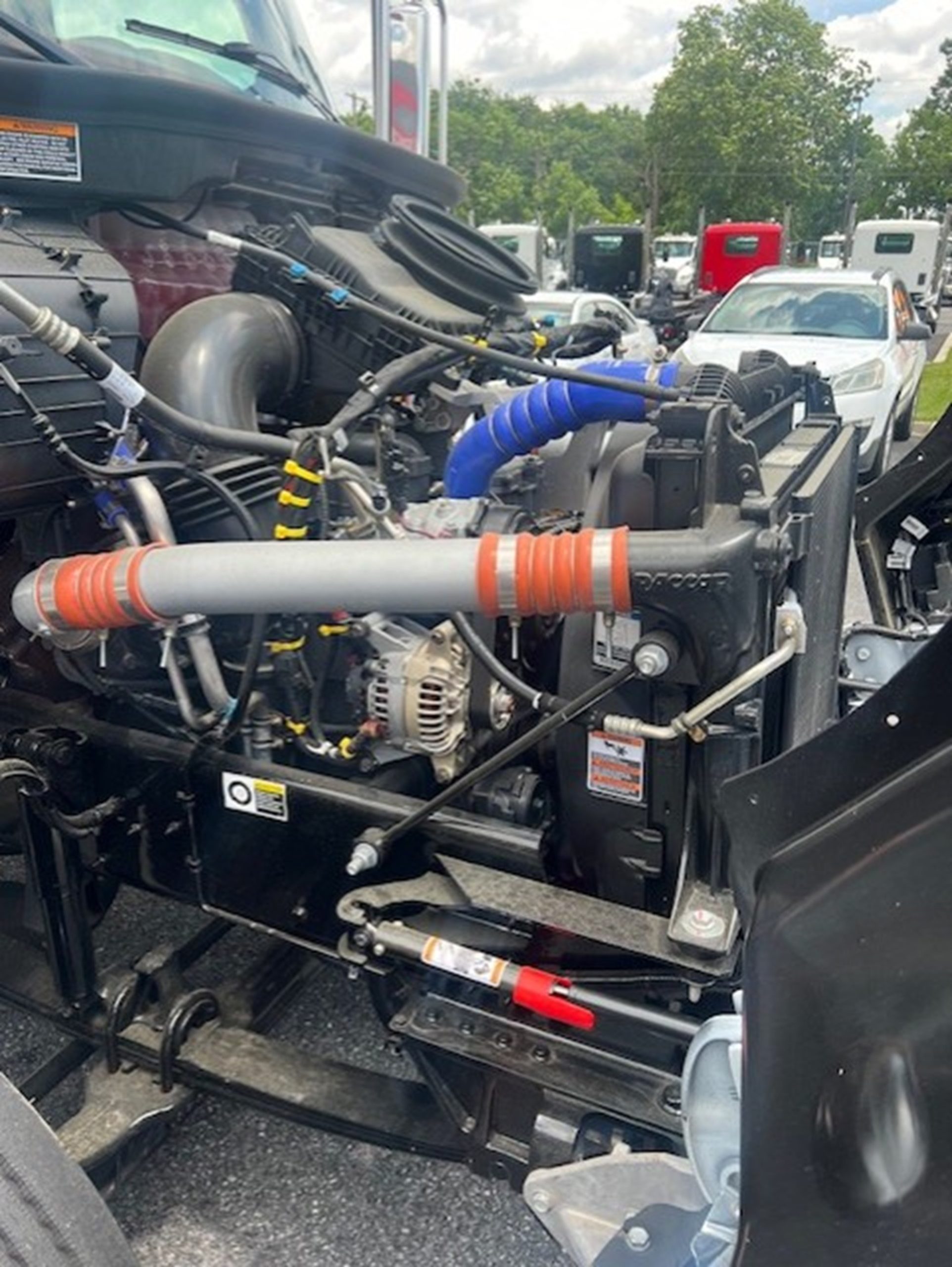 2025 Kenworth T380 - image 6 of 6