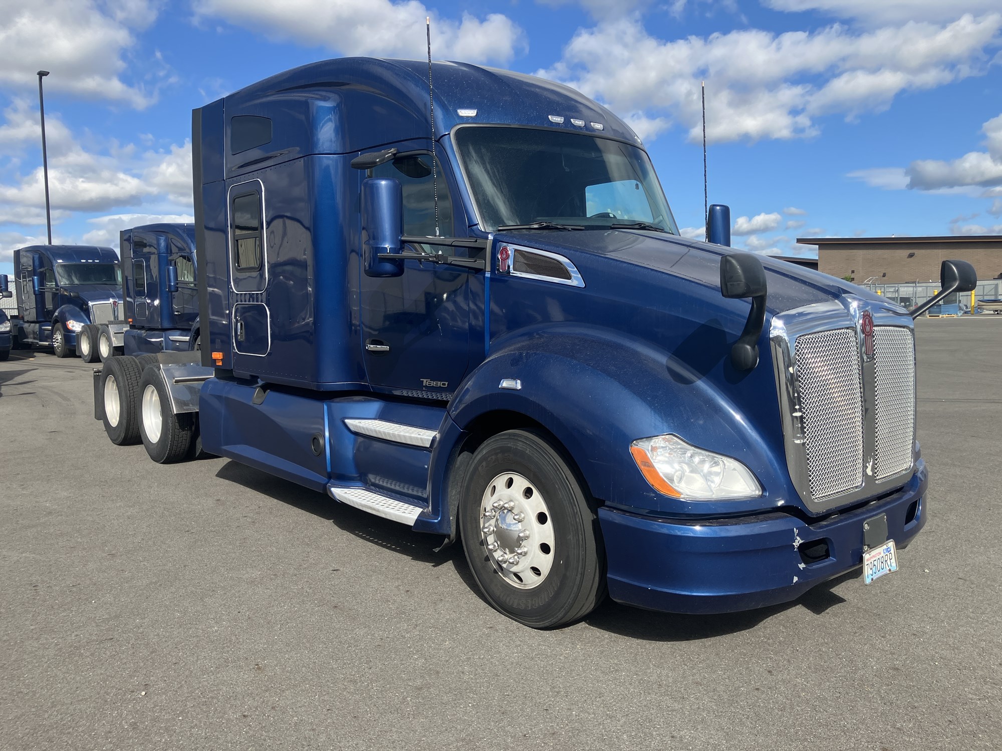 2020 Kenworth T680 - image 6 of 6