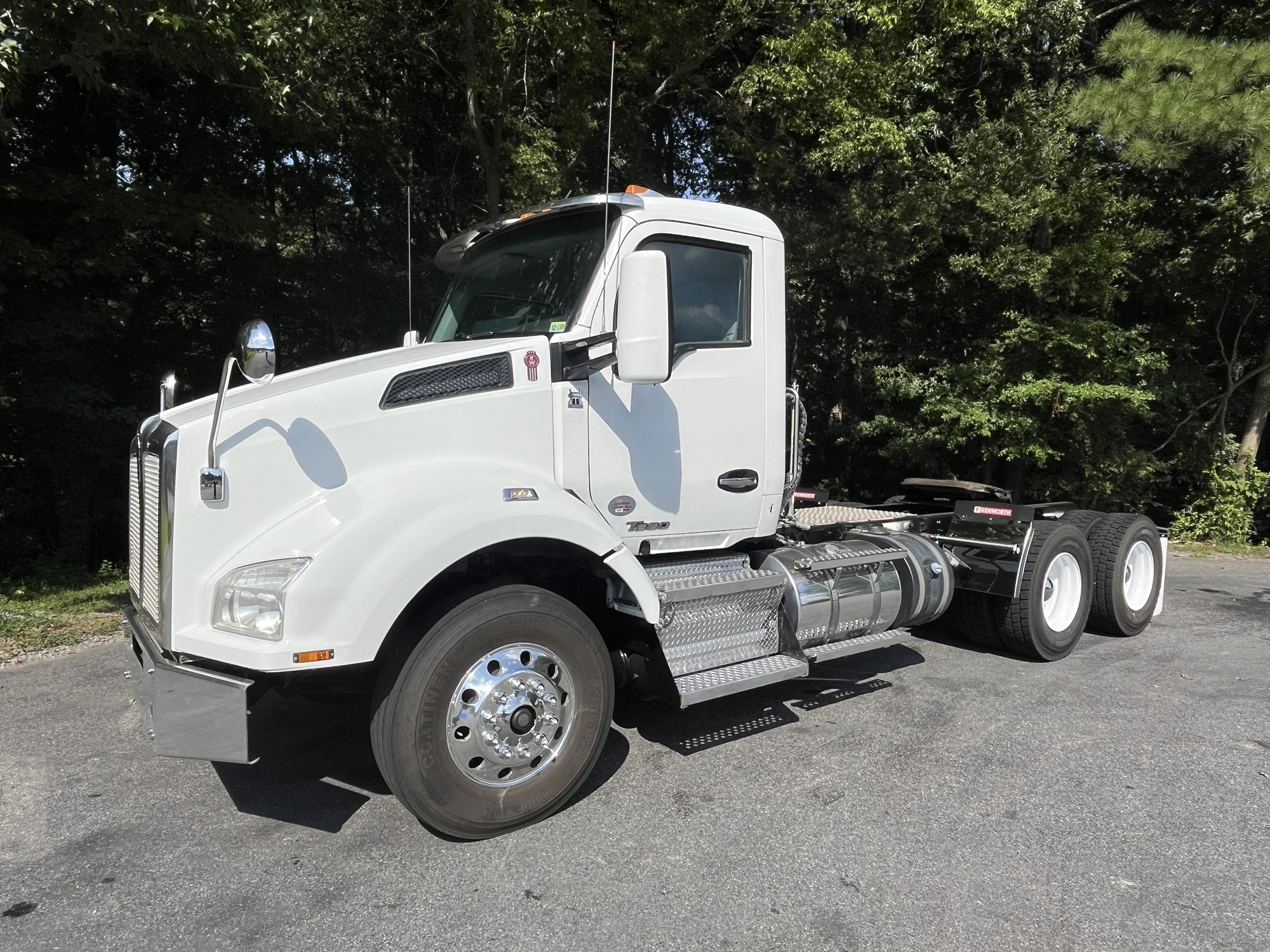 2020 Kenworth T880 - image 1 of 6