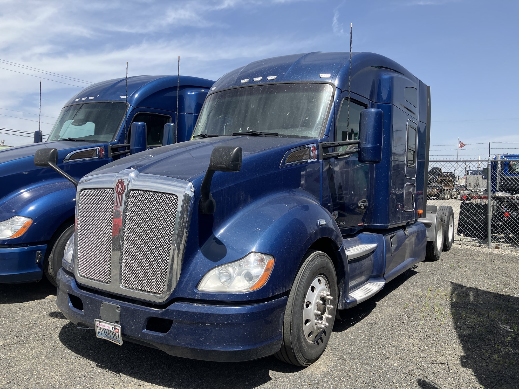 2021 Kenworth T680 - image 1 of 6