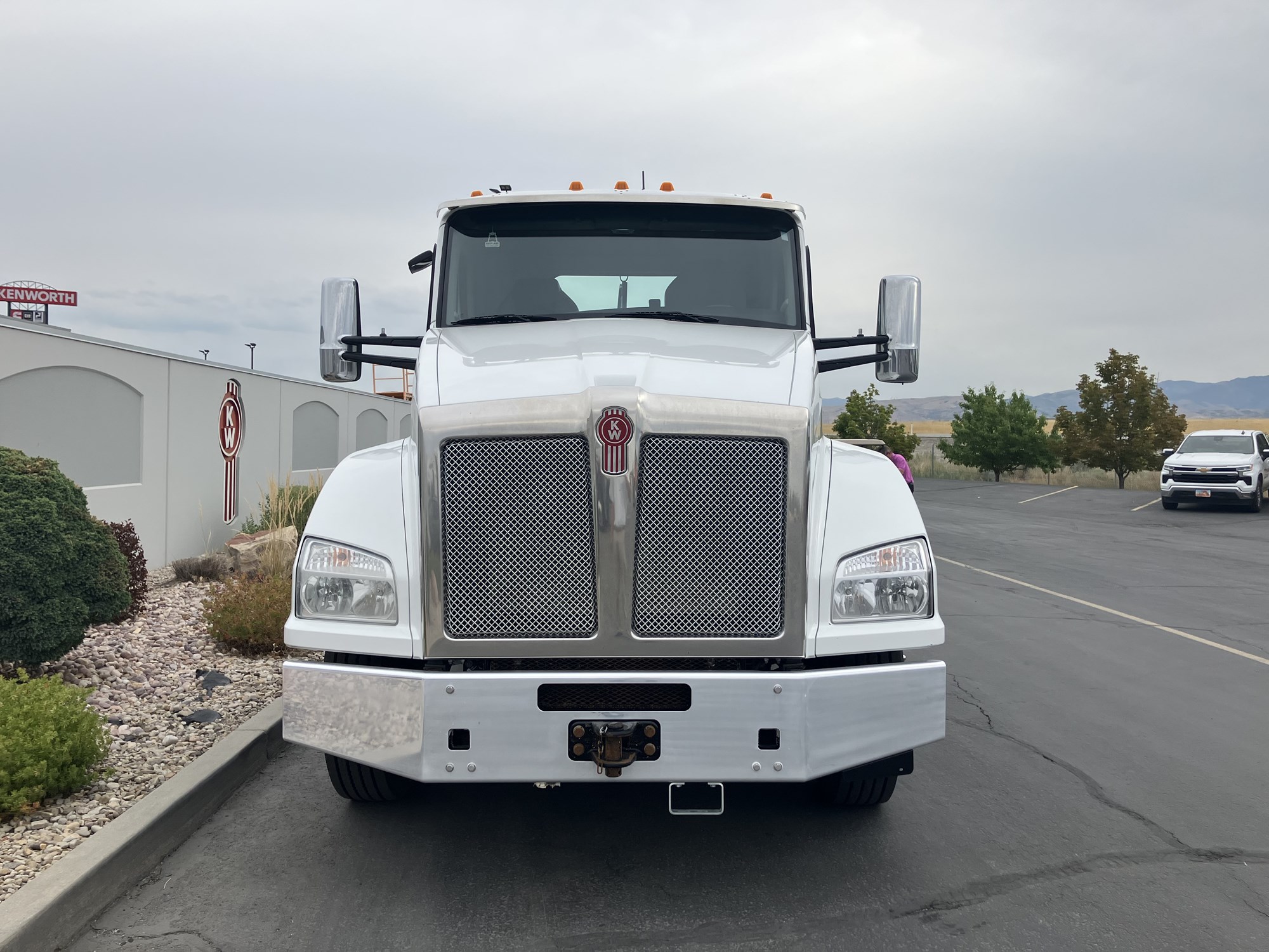 2021 Kenworth T880 - image 3 of 6