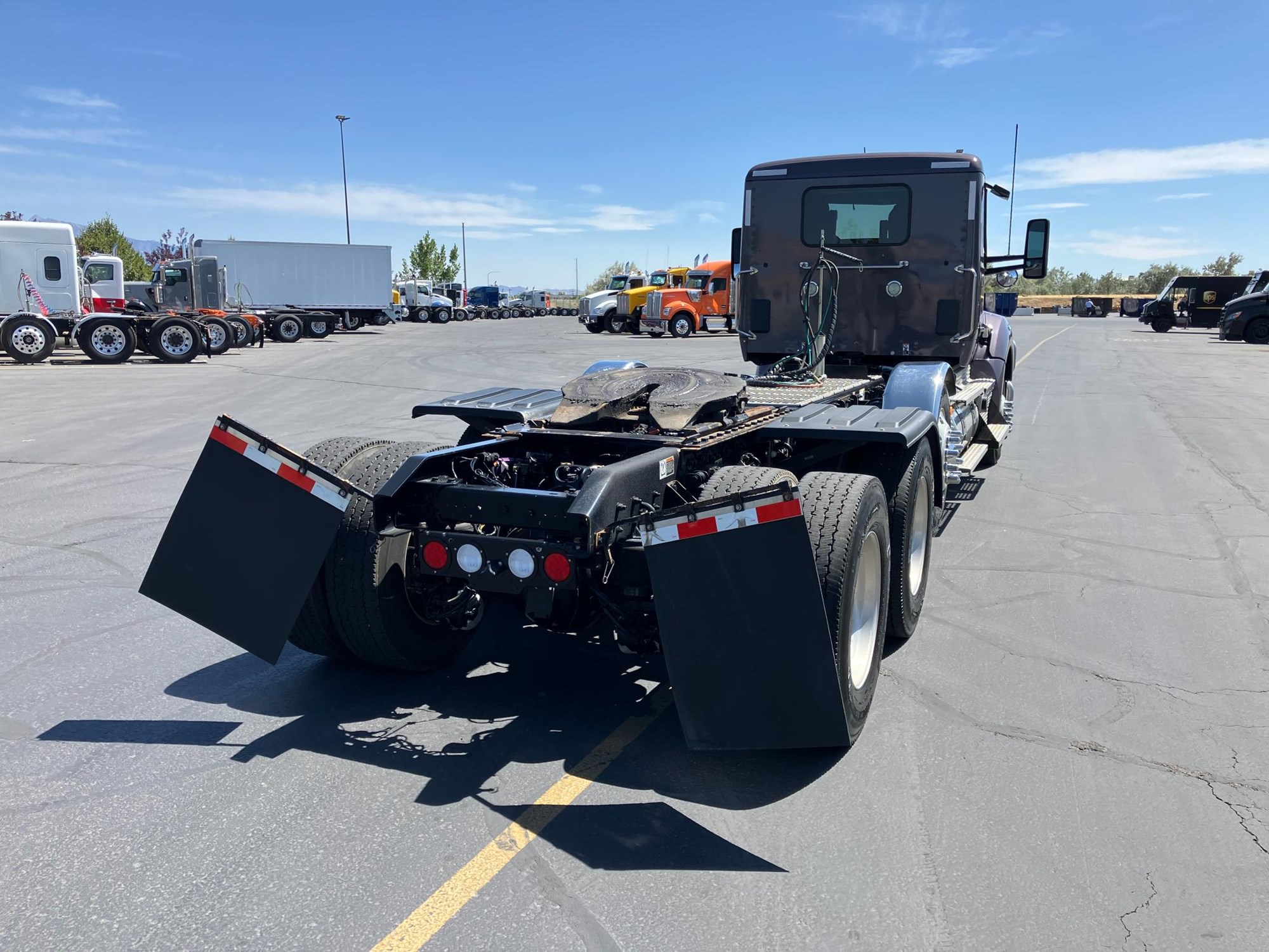 2021 Kenworth T880 - image 5 of 6