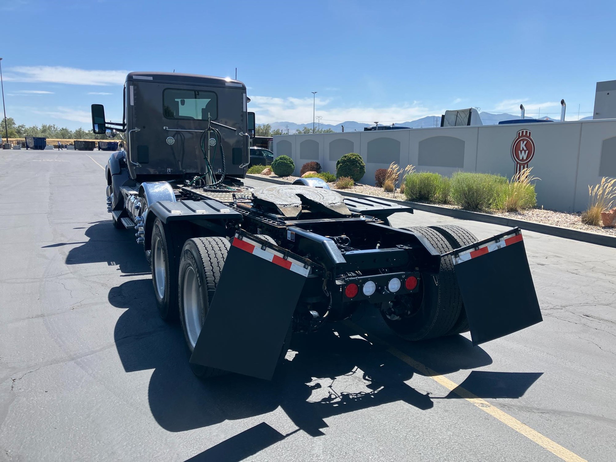 2021 Kenworth T880 - image 6 of 6