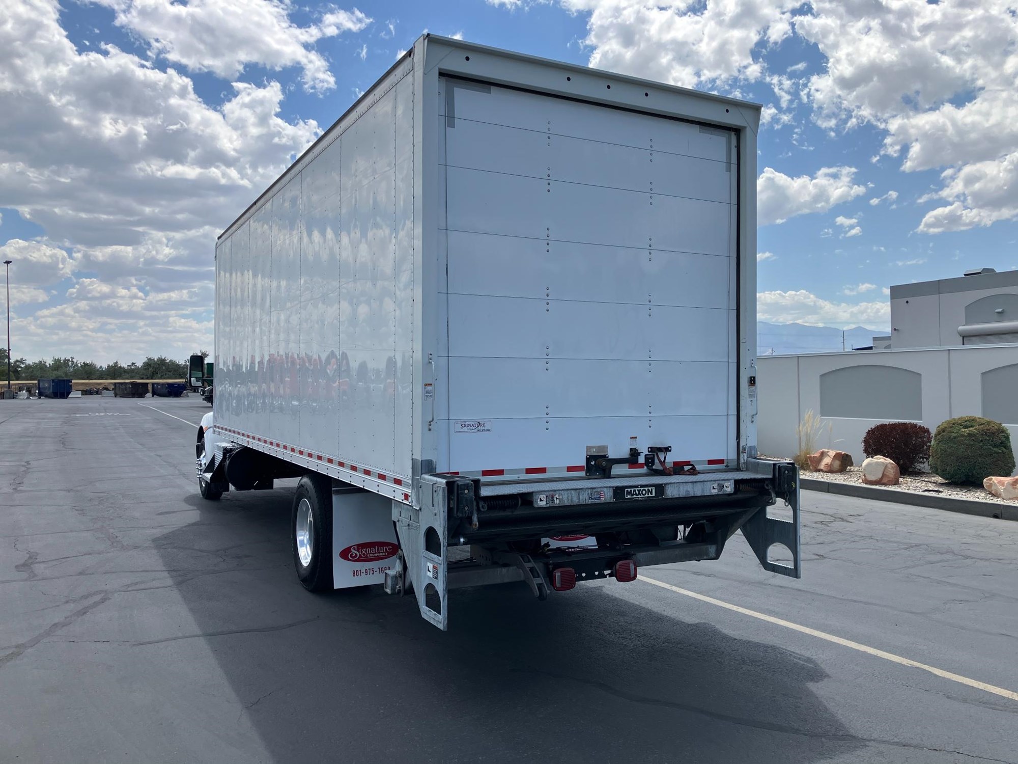 2021 Kenworth T270 - image 6 of 6