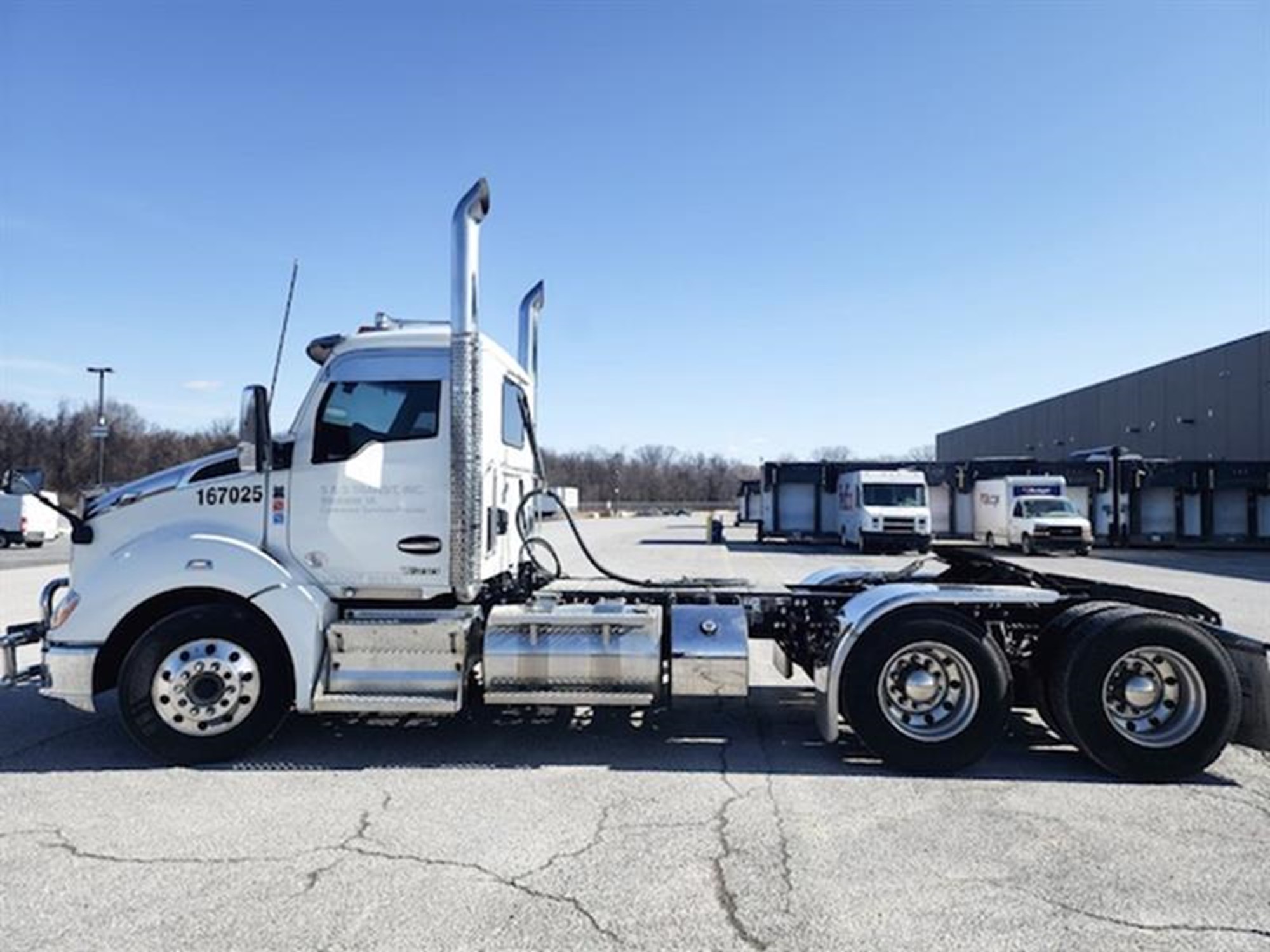 2022 Kenworth T680 - image 1 of 1