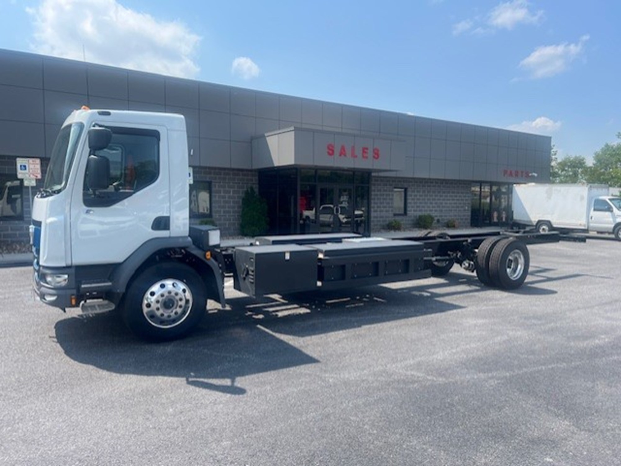 2026 Kenworth K270 - image 1 of 6