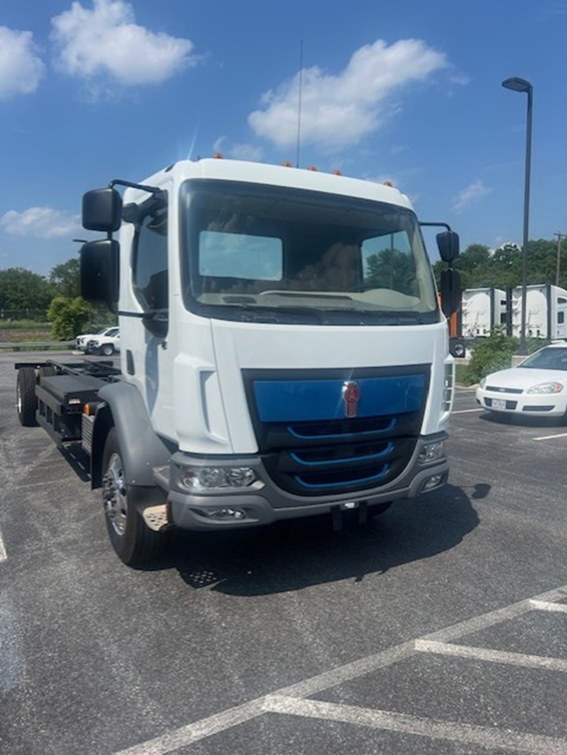 2026 Kenworth K270 - image 4 of 6