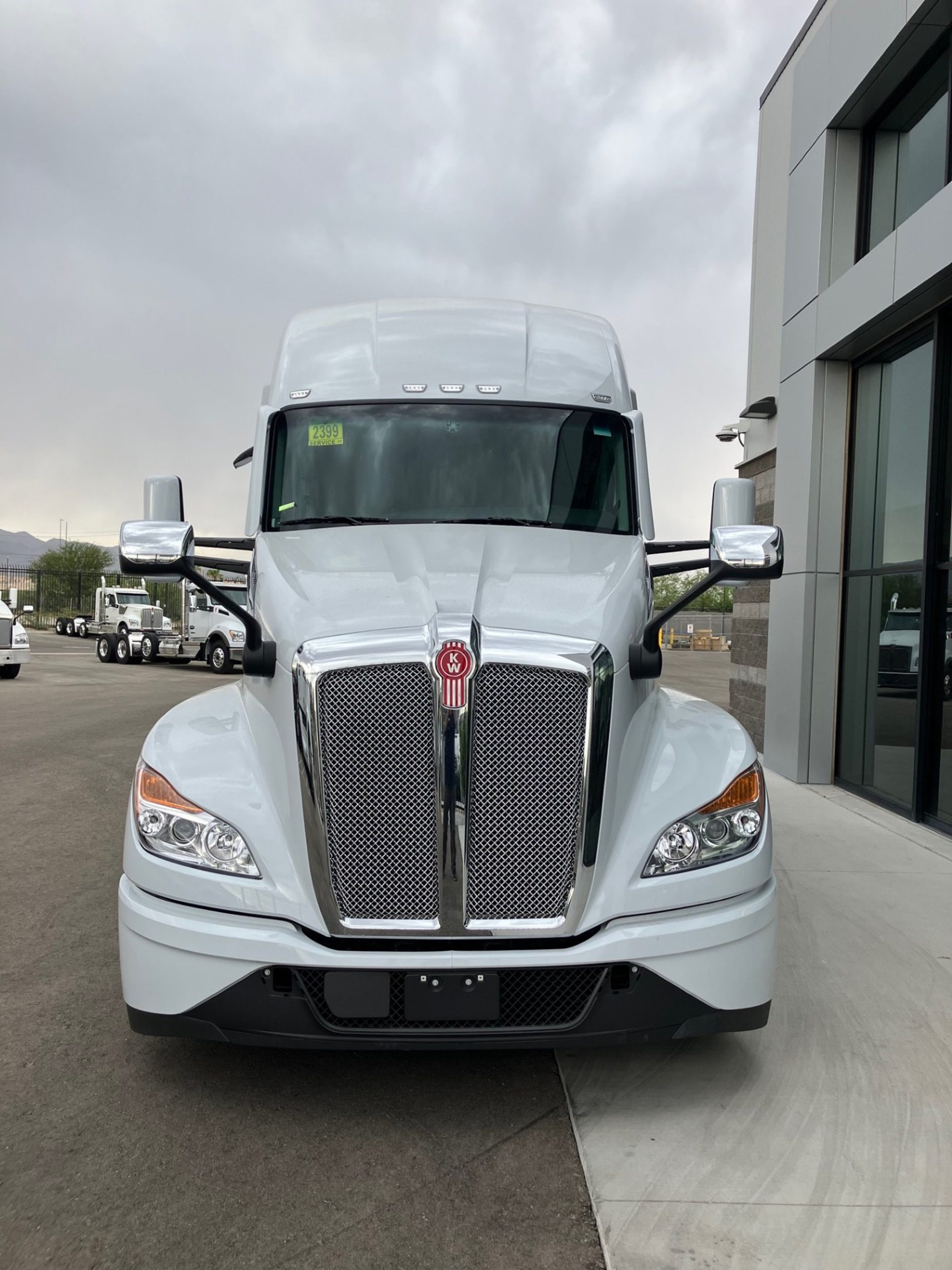 2026 Kenworth T680 Next Gen - image 3 of 6