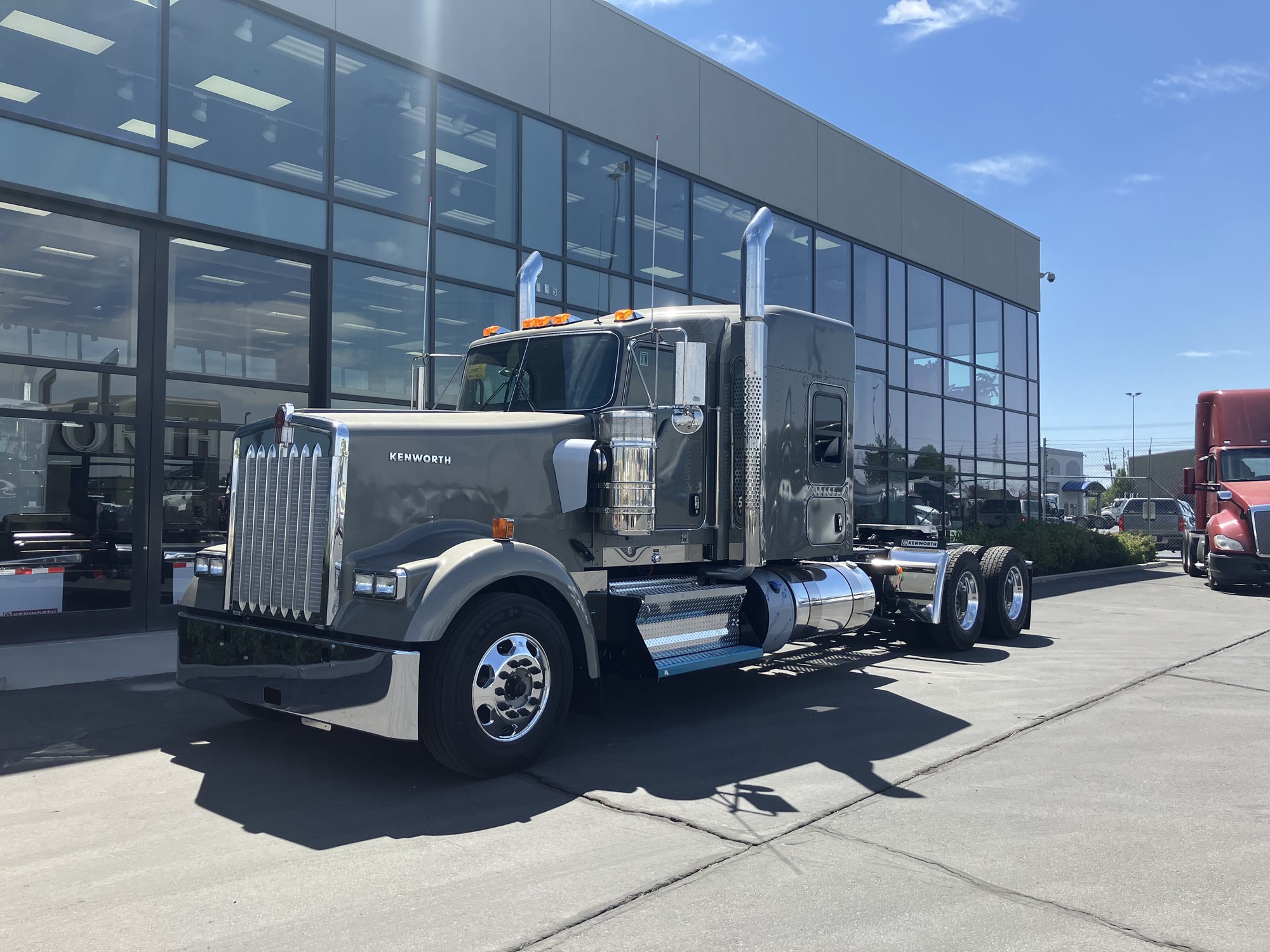 2026 Kenworth W900B - image 1 of 6
