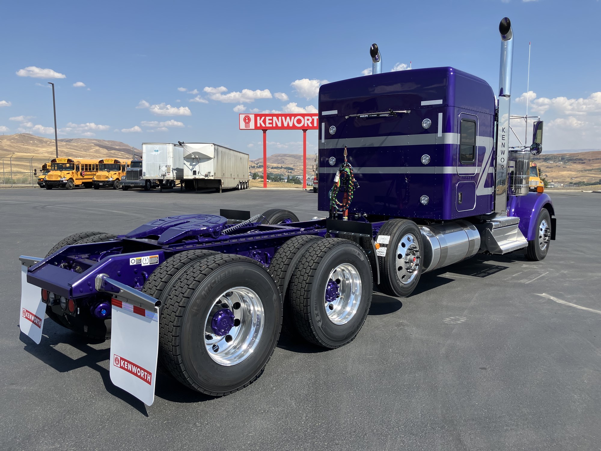 2026 Kenworth W900L - image 6 of 6