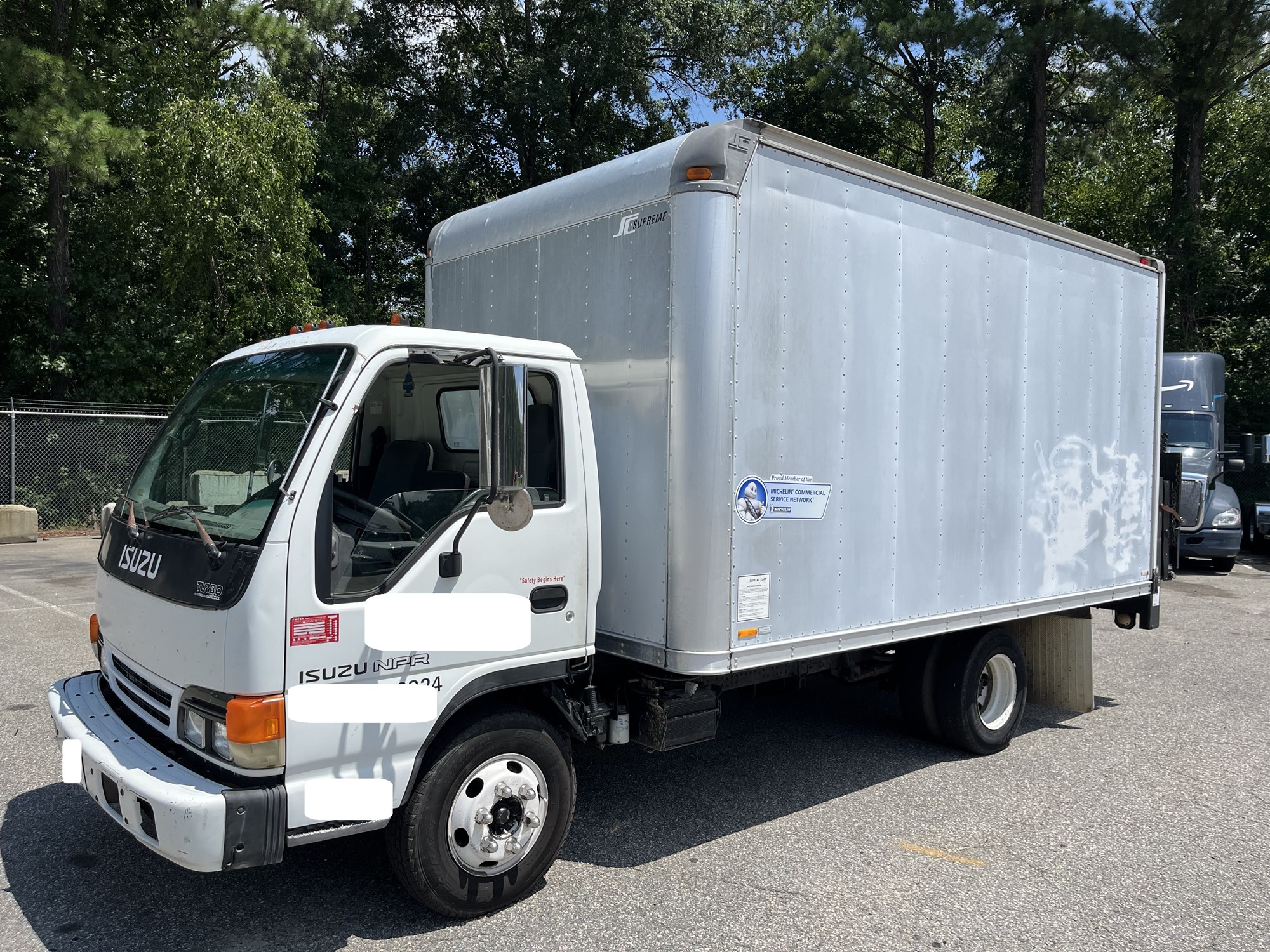 2000 Isuzu NPR