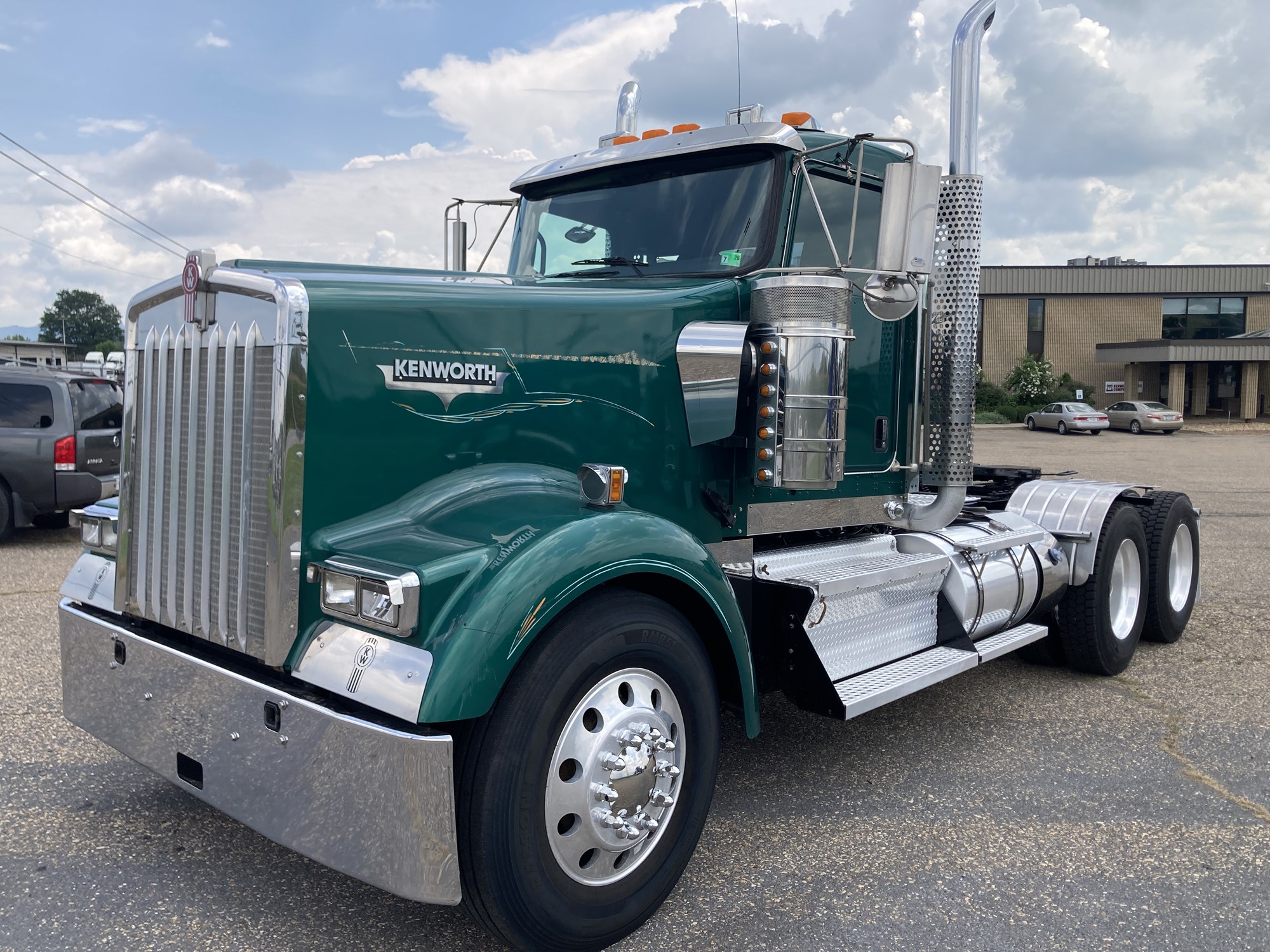 2014 Kenworth W900L - image 1 of 6