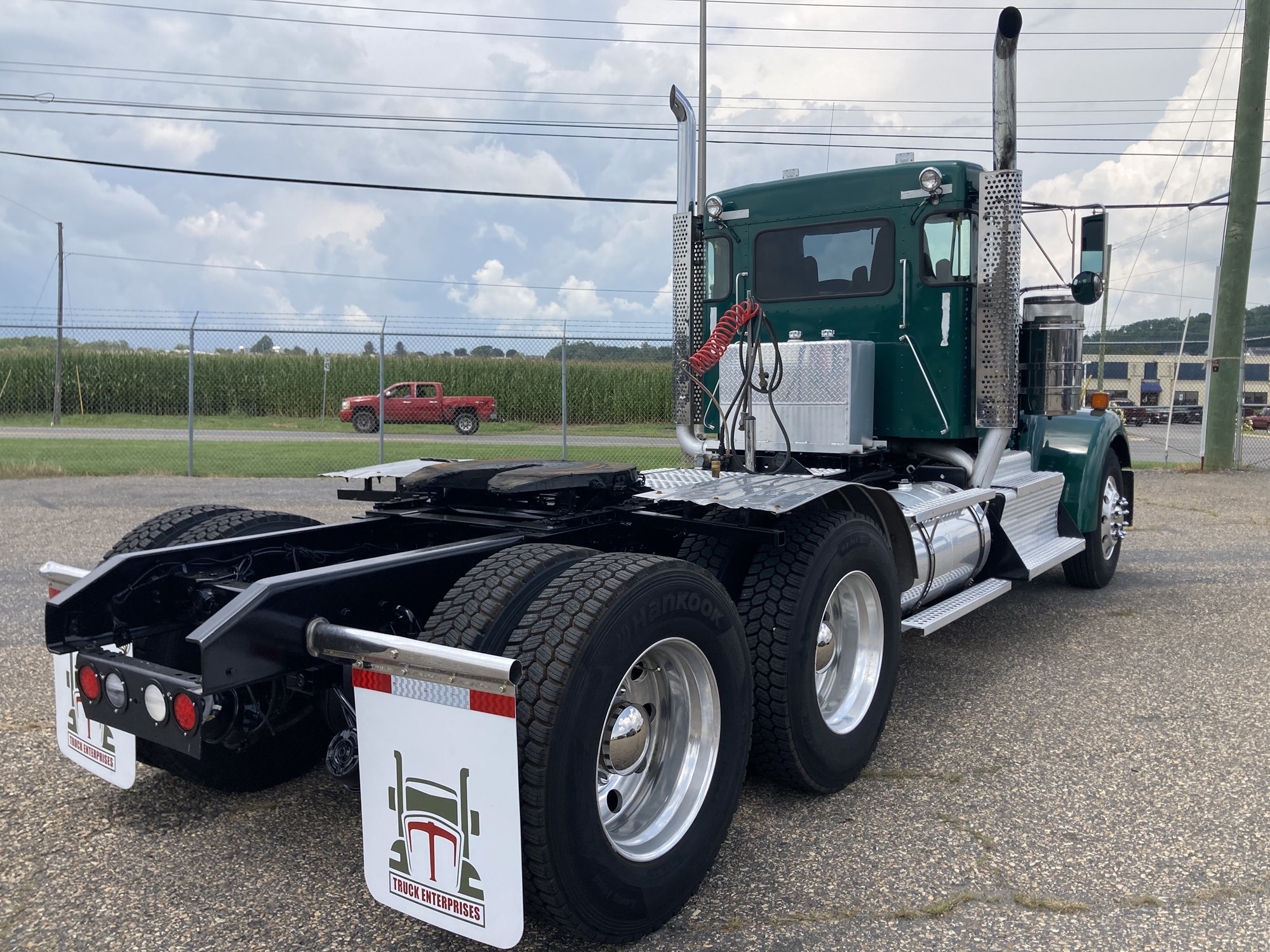 2014 Kenworth W900L - image 5 of 6