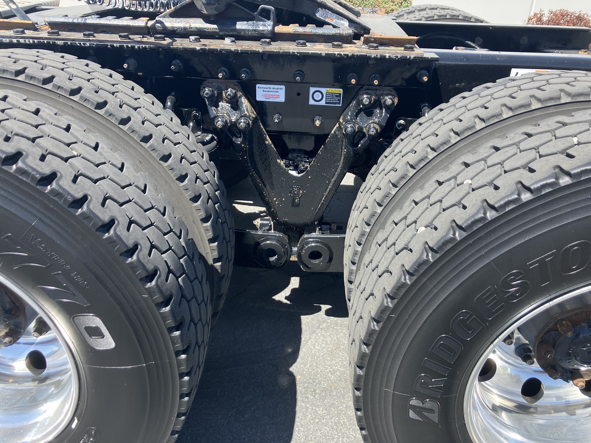 2018 Kenworth T880 - image 5 of 6