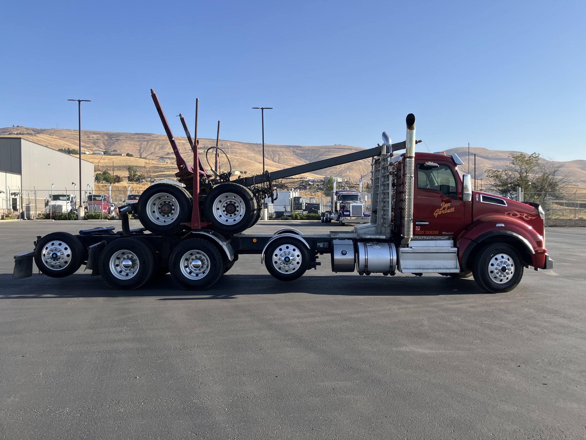 2018 Kenworth T880 - image 4 of 6