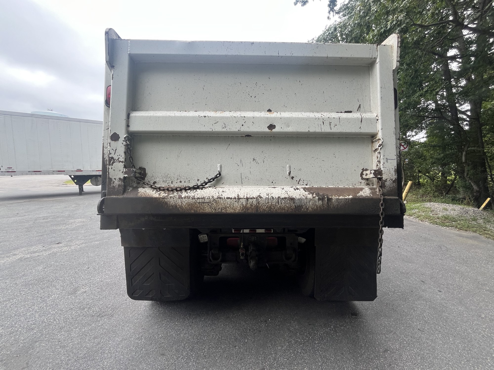 2019 Mack Granite - image 6 of 6