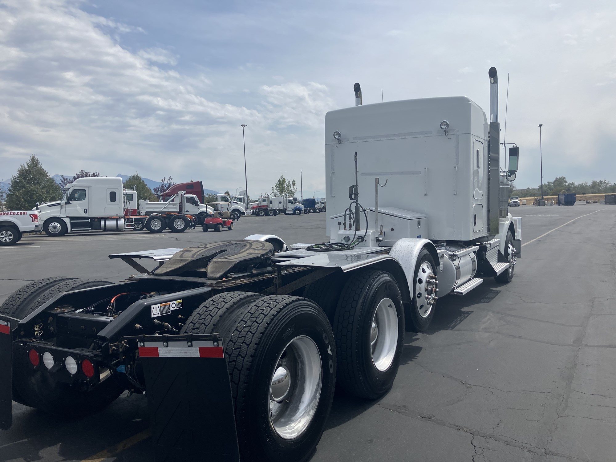 2020 Kenworth T800 - image 6 of 6