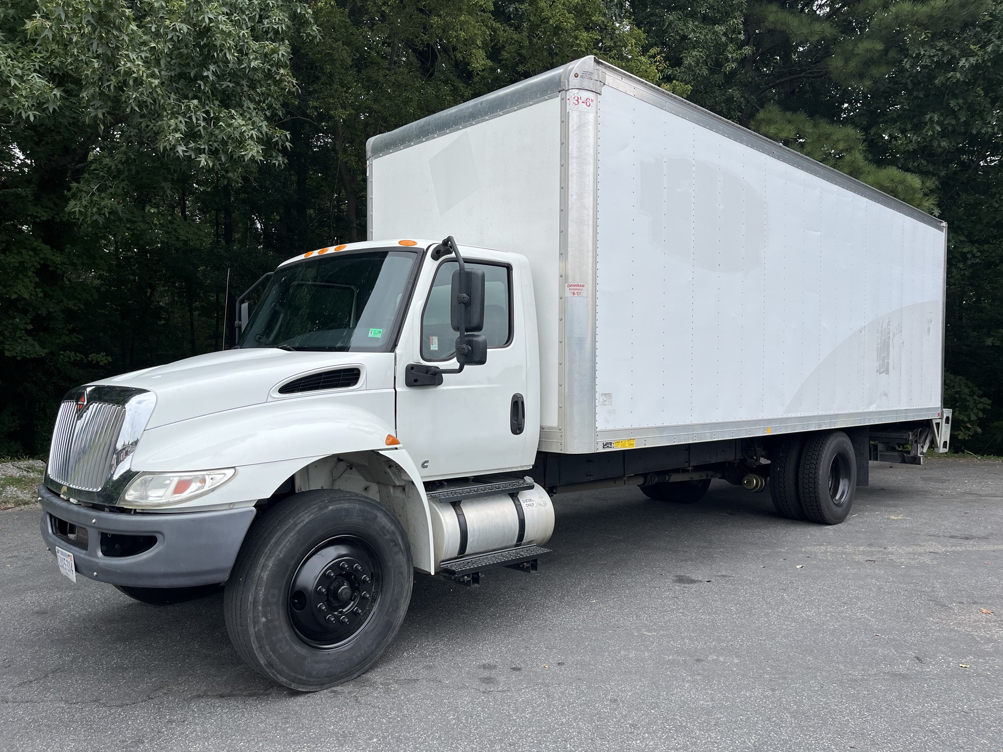 2020 International MV - image 1 of 6